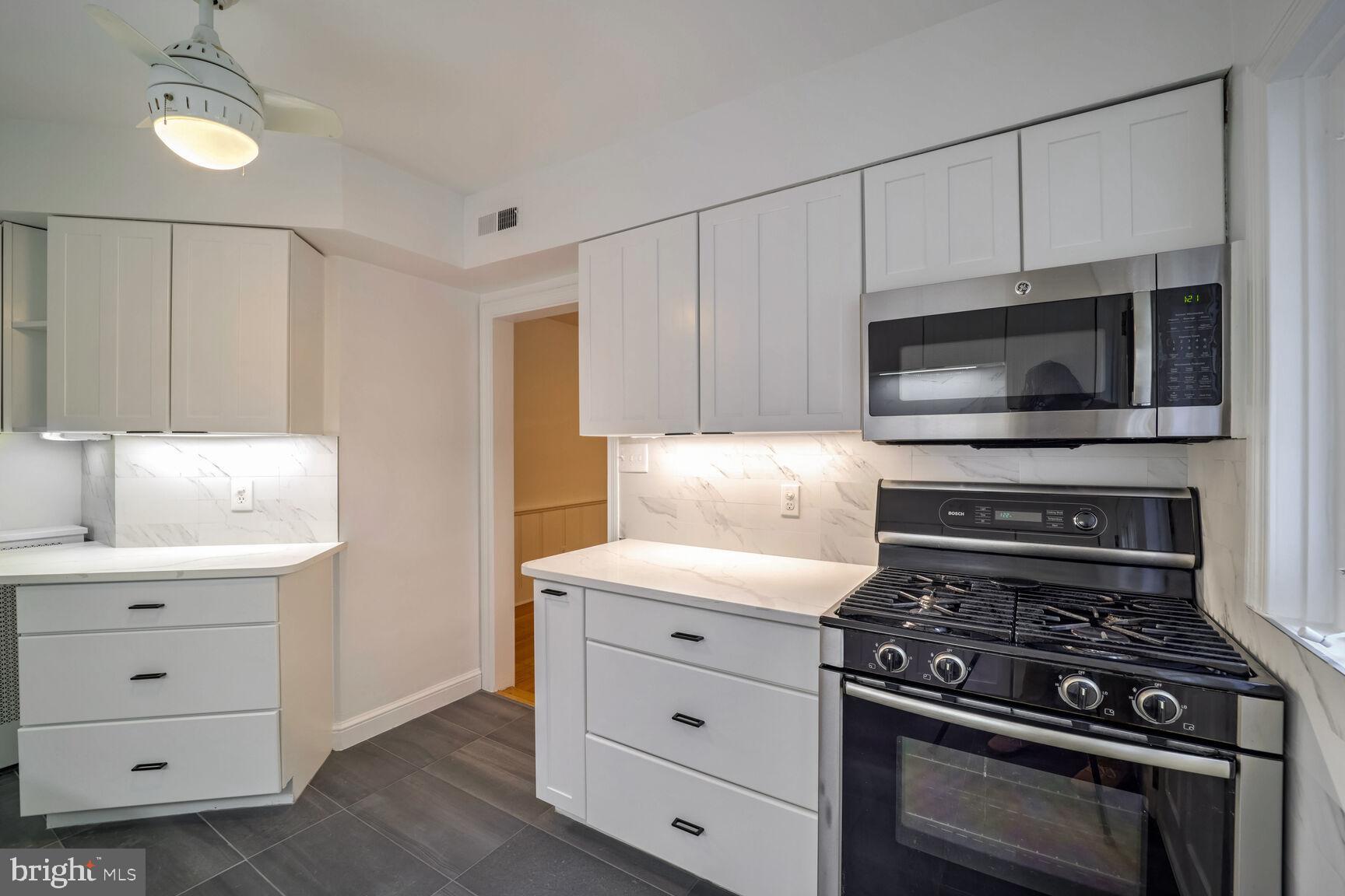 SOUTH WOODSIDE PARK - Residential