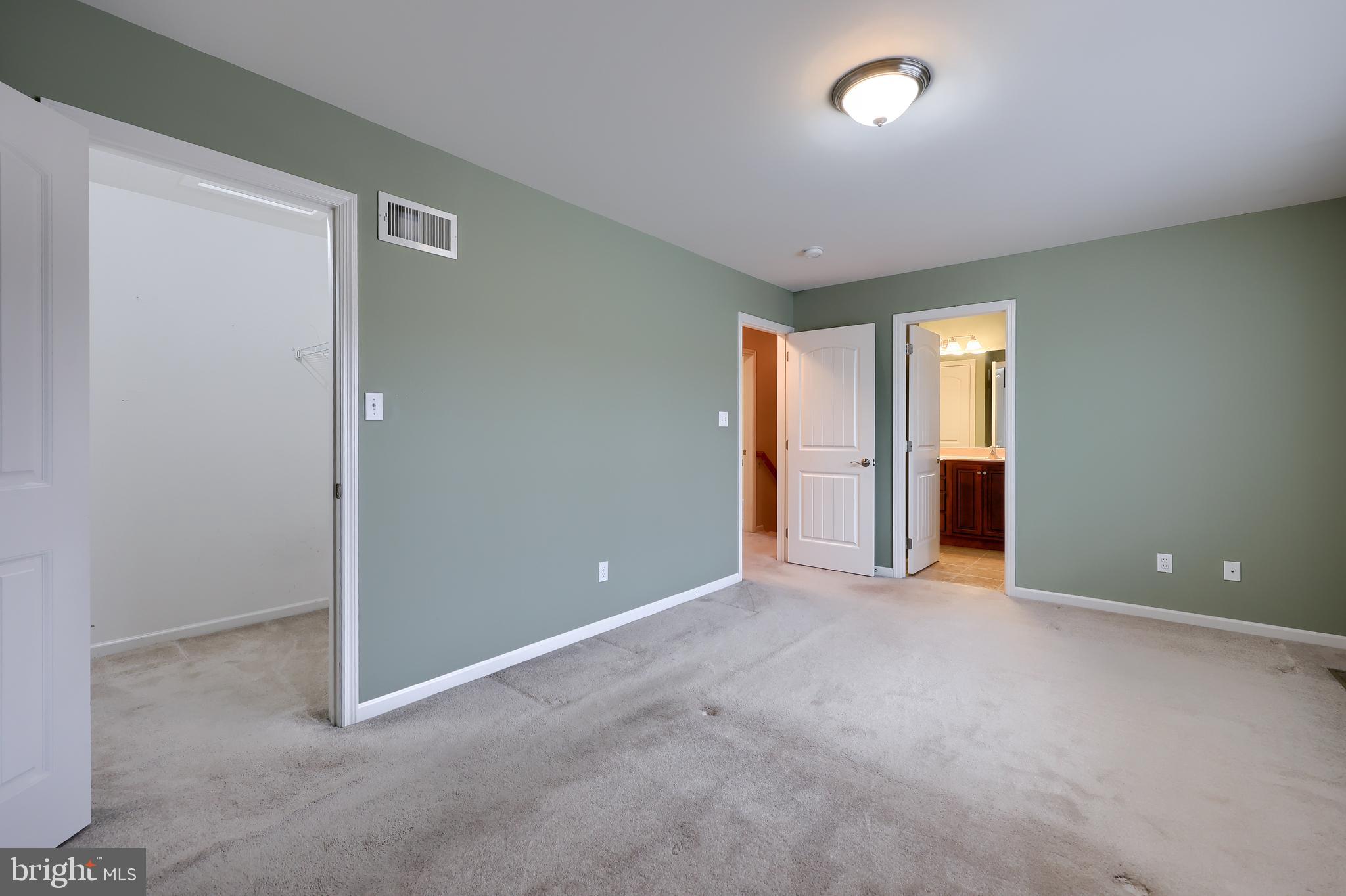 PARK RIDGE CROSSING - Residential