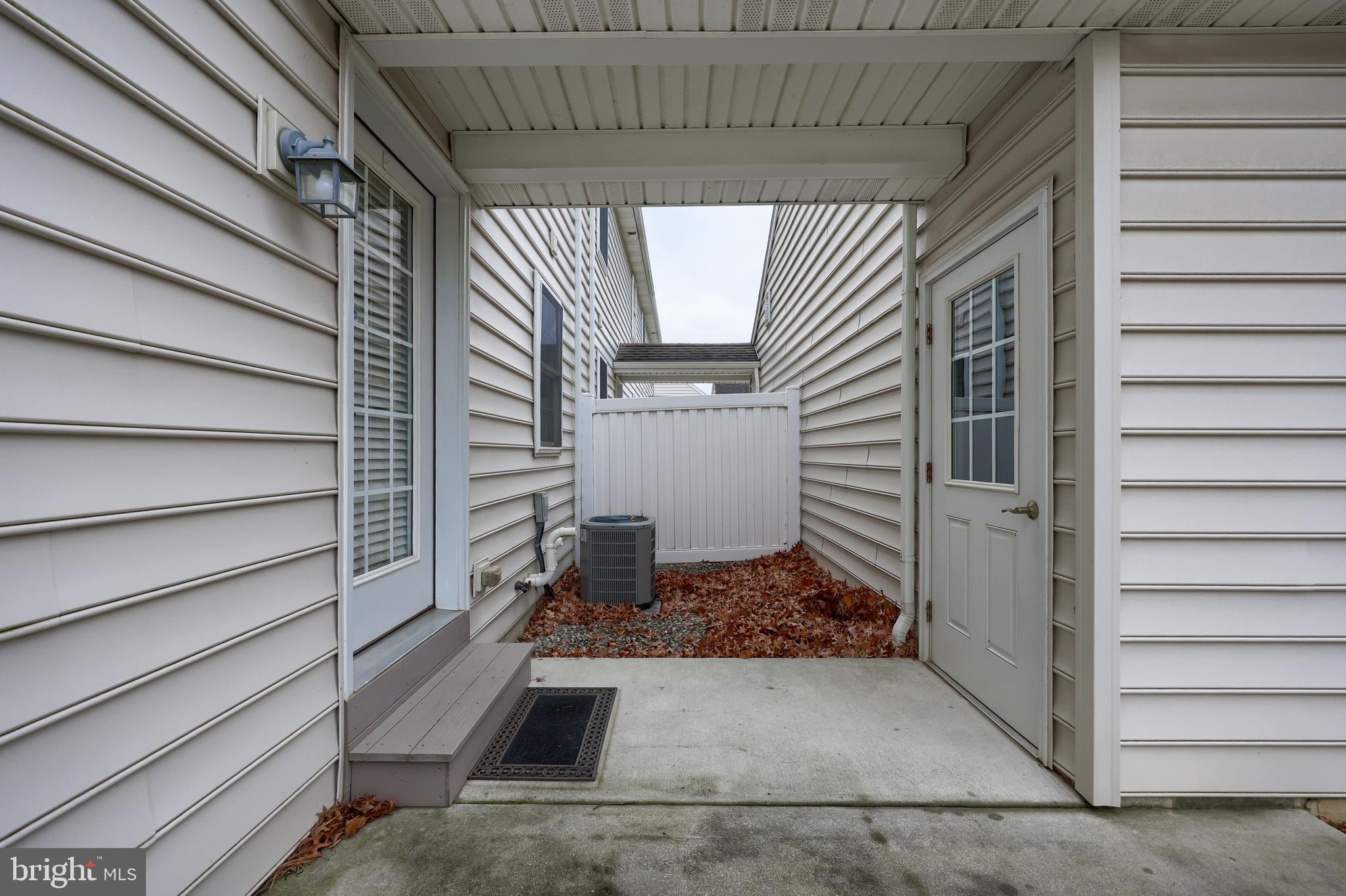 PARK RIDGE CROSSING - Residential