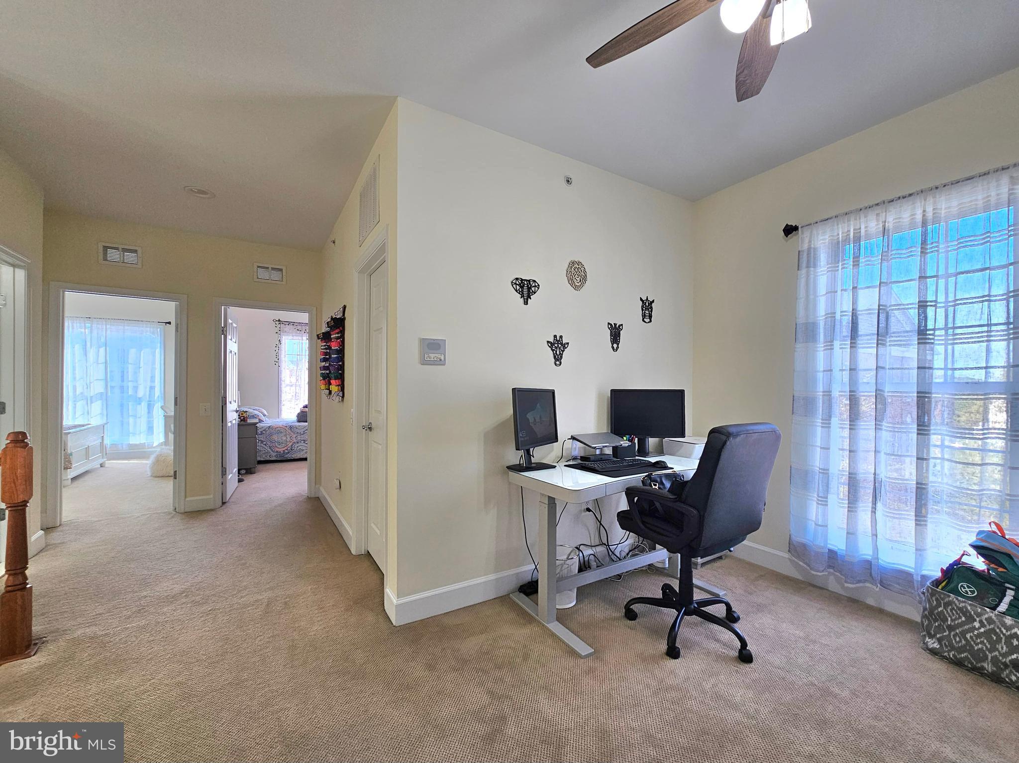 POTOMAC CLUB CONDOMINIUMS - Residential Lease