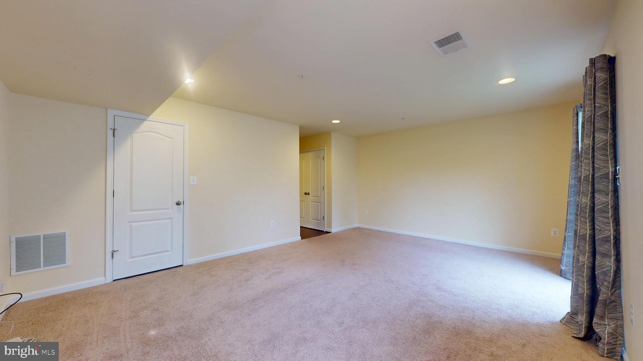 11365 SANDHURST PLACE
