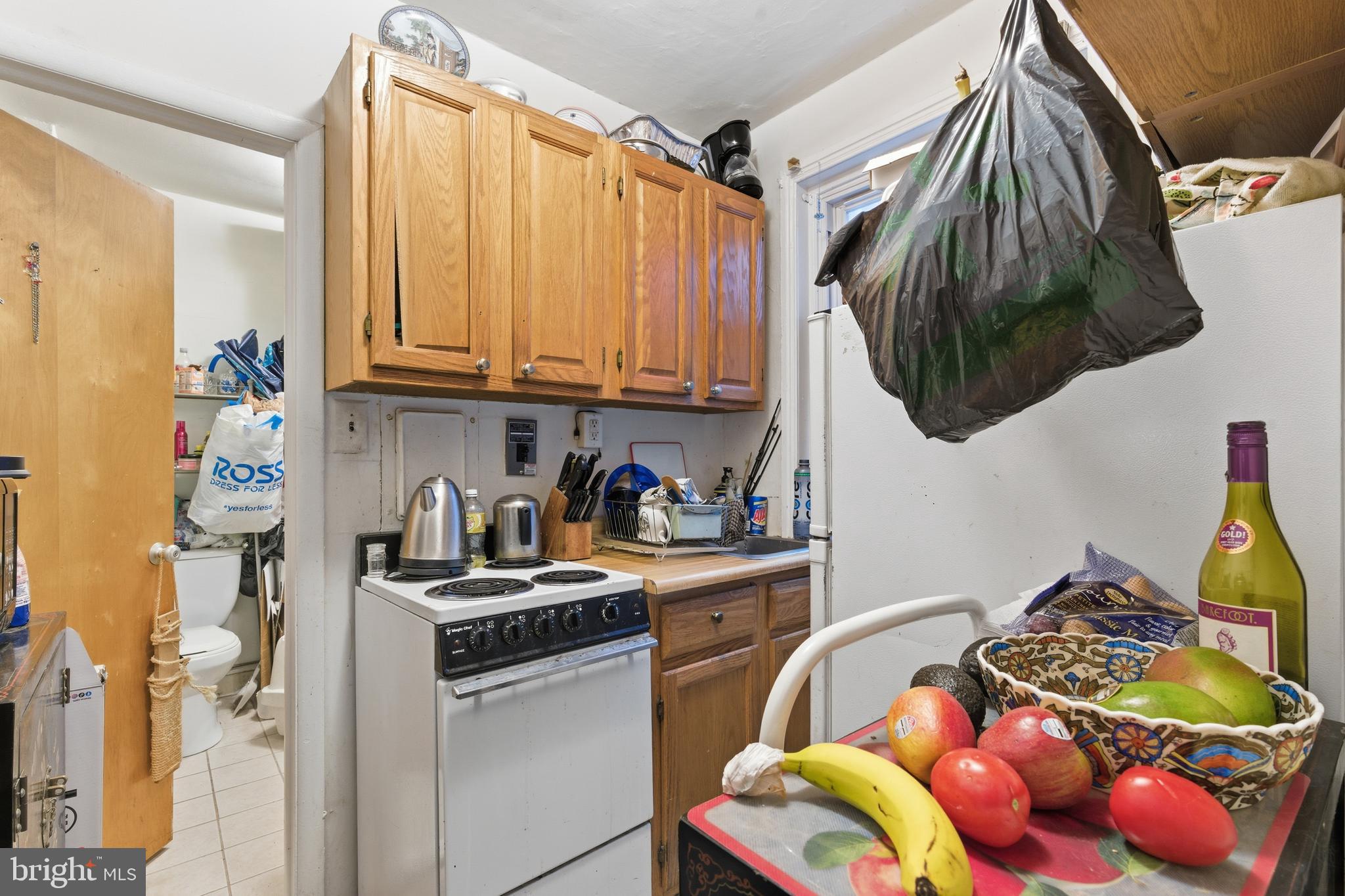 CENTER CITY - Residential Income