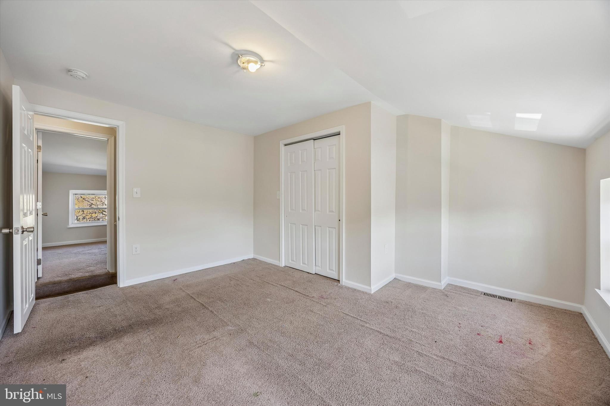 ROXBOROUGH - Residential