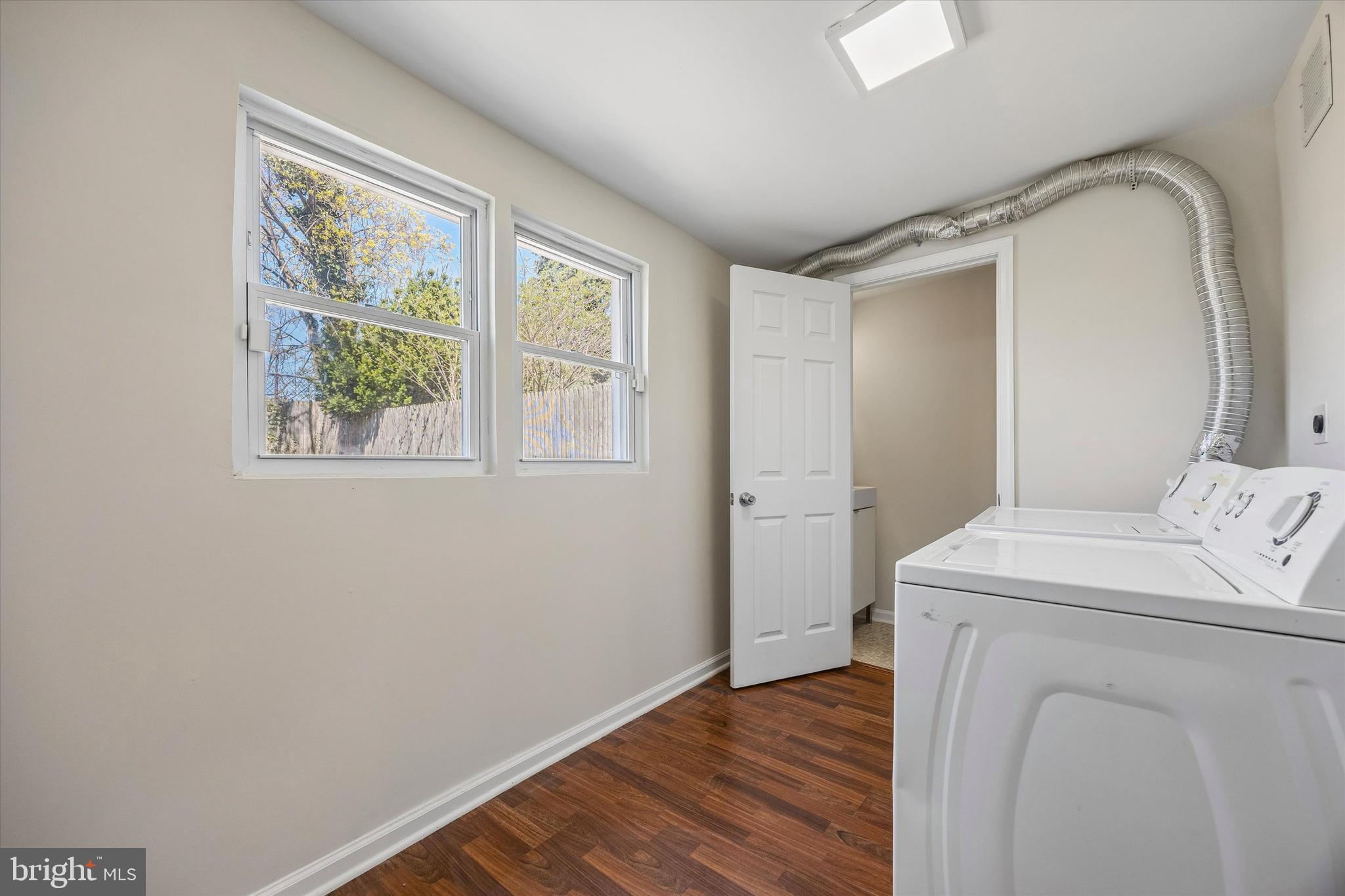 ROXBOROUGH - Residential