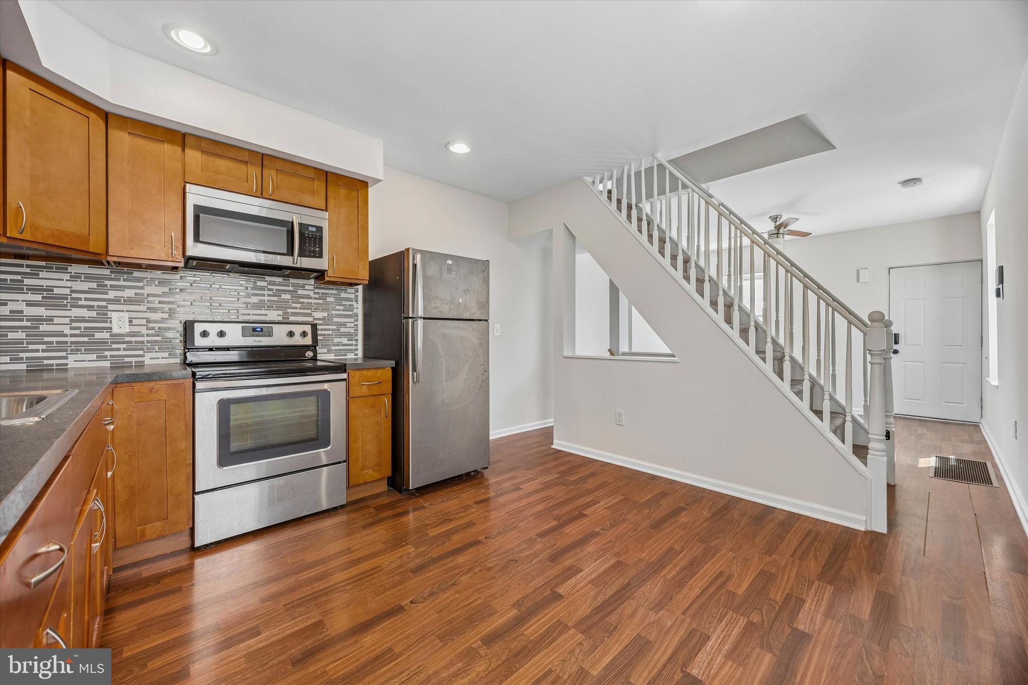 ROXBOROUGH - Residential