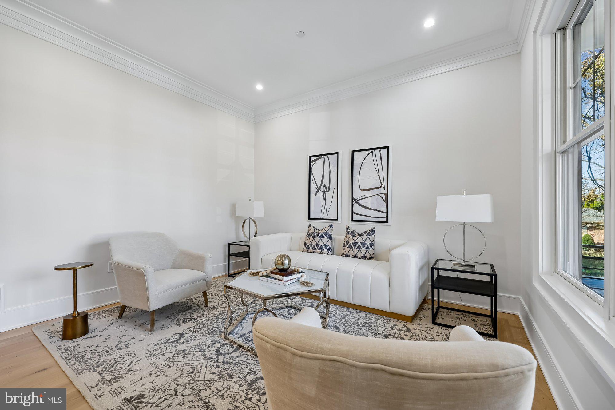 DUNLOP HILLS - Residential