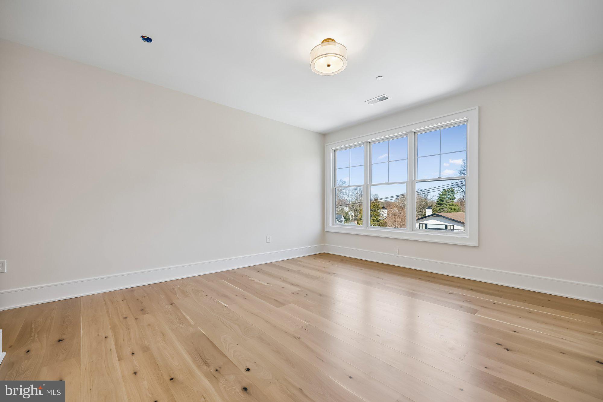 DUNLOP HILLS - Residential