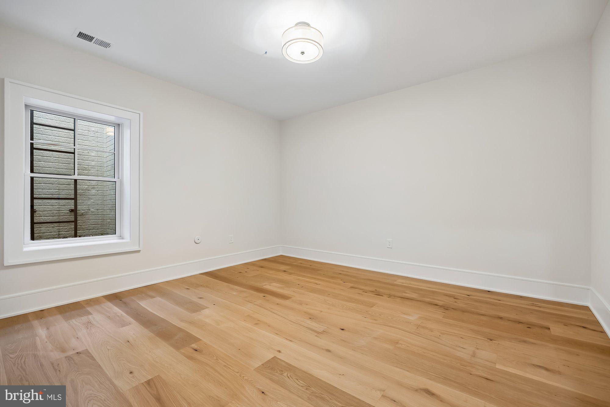 DUNLOP HILLS - Residential