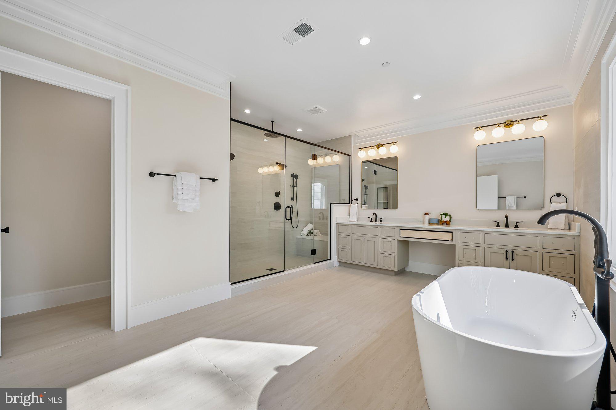 DUNLOP HILLS - Residential