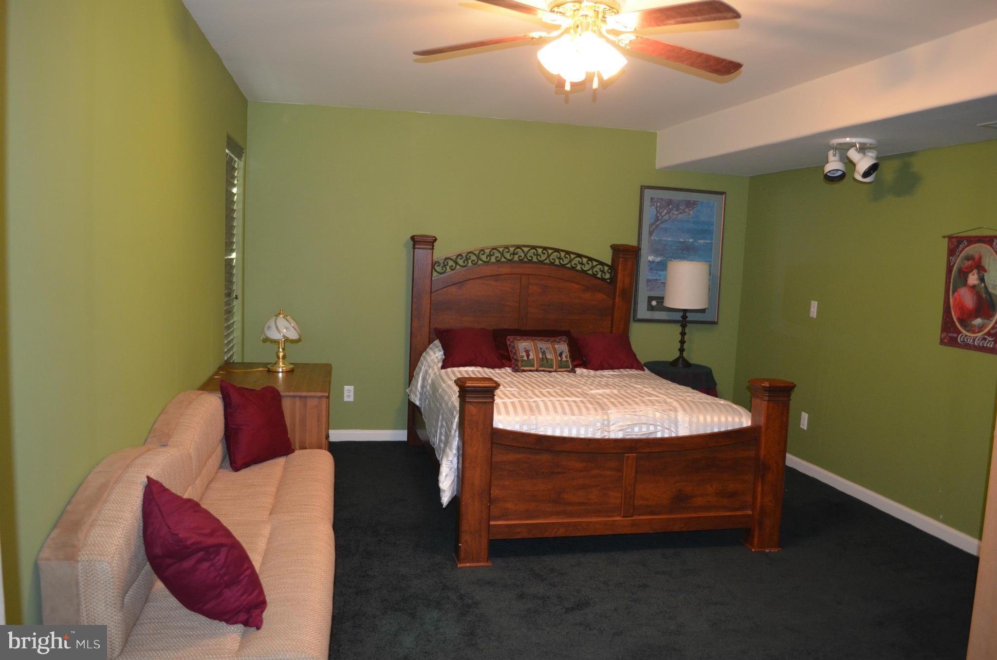 HAMPSTEAD LANDING - Residential