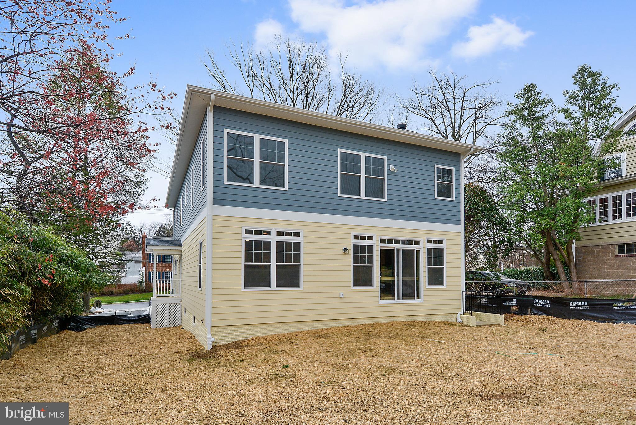 DOUGLAS PARK - Residential