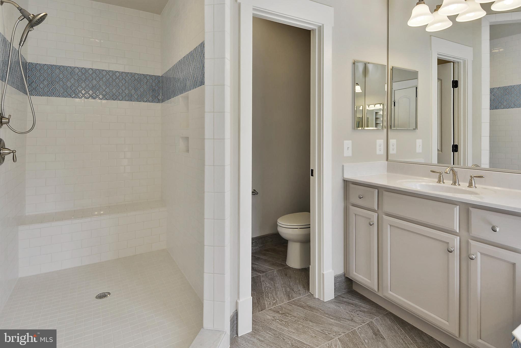 DOUGLAS PARK - Residential