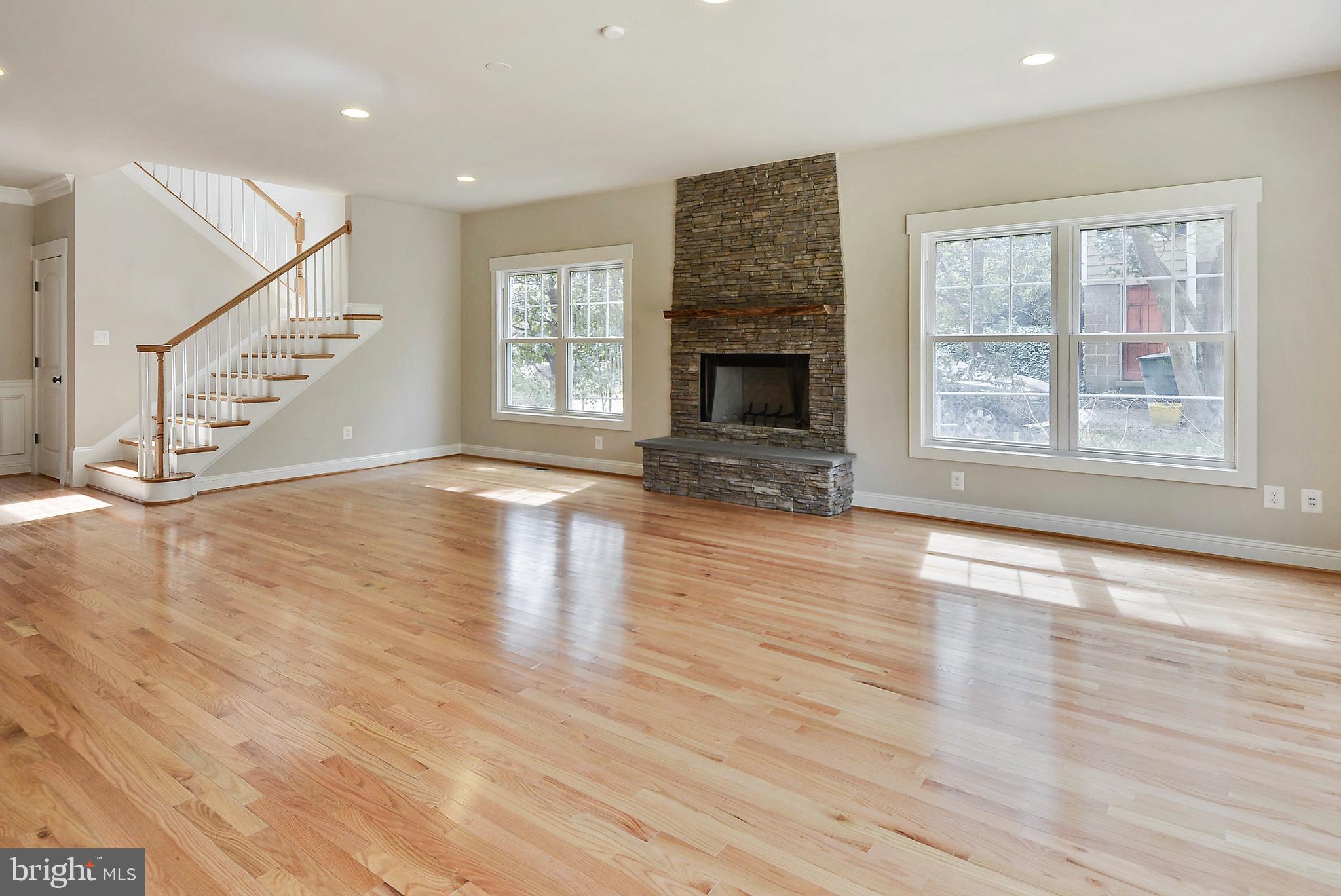 DOUGLAS PARK - Residential