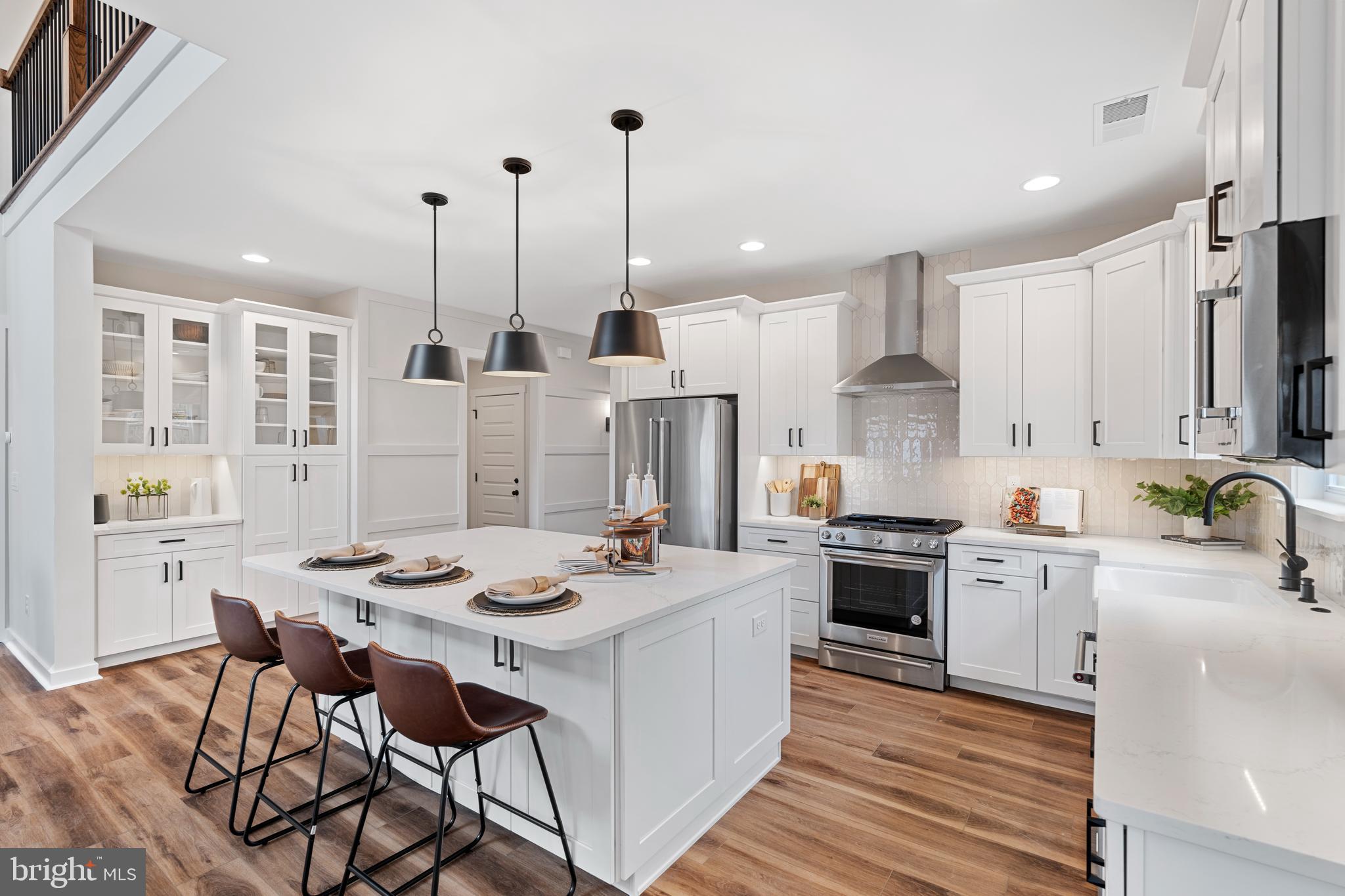 410 DARROW ROAD SAVANNAH