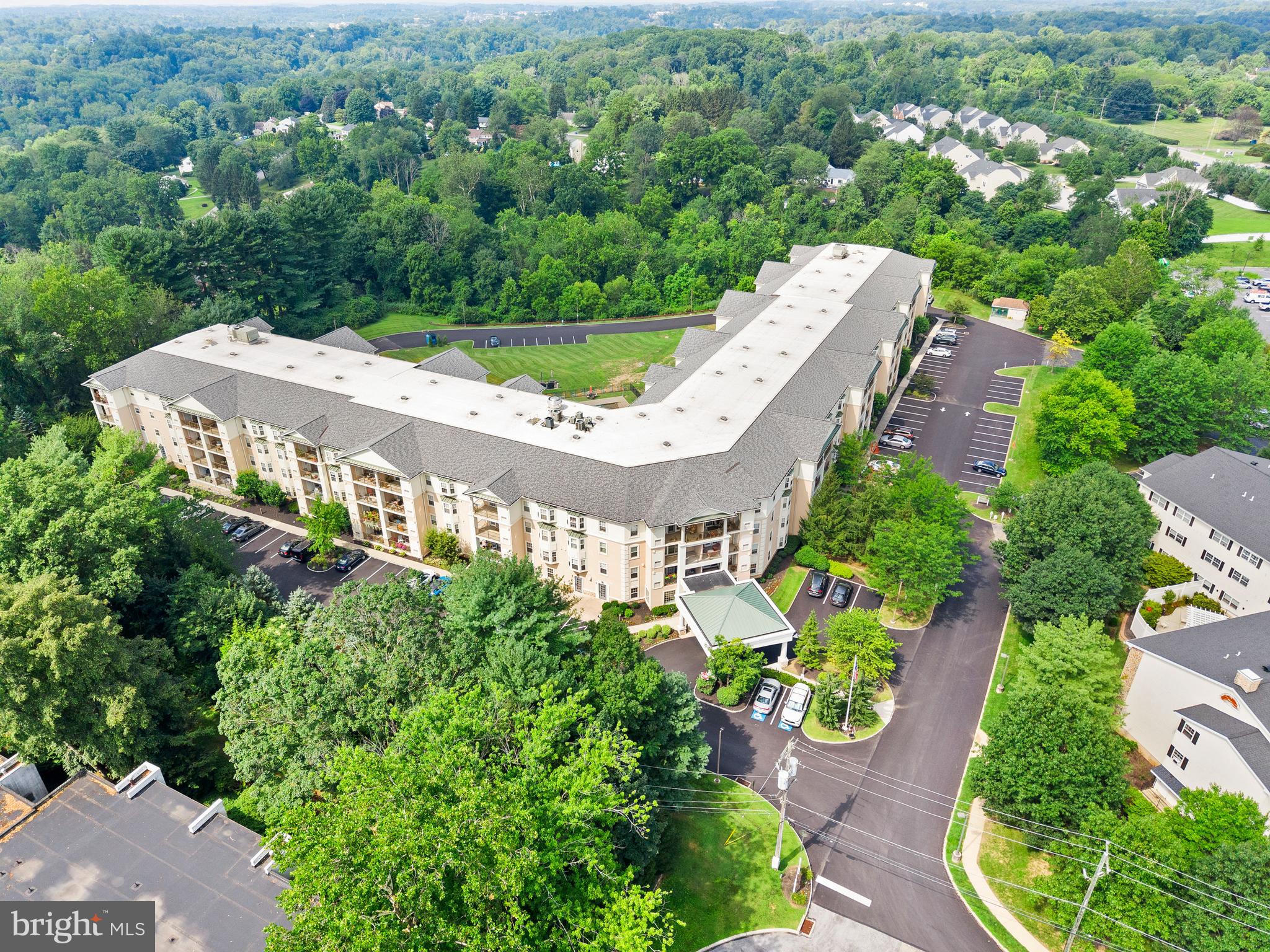 WINDSOR AT GLEN MI - Residential