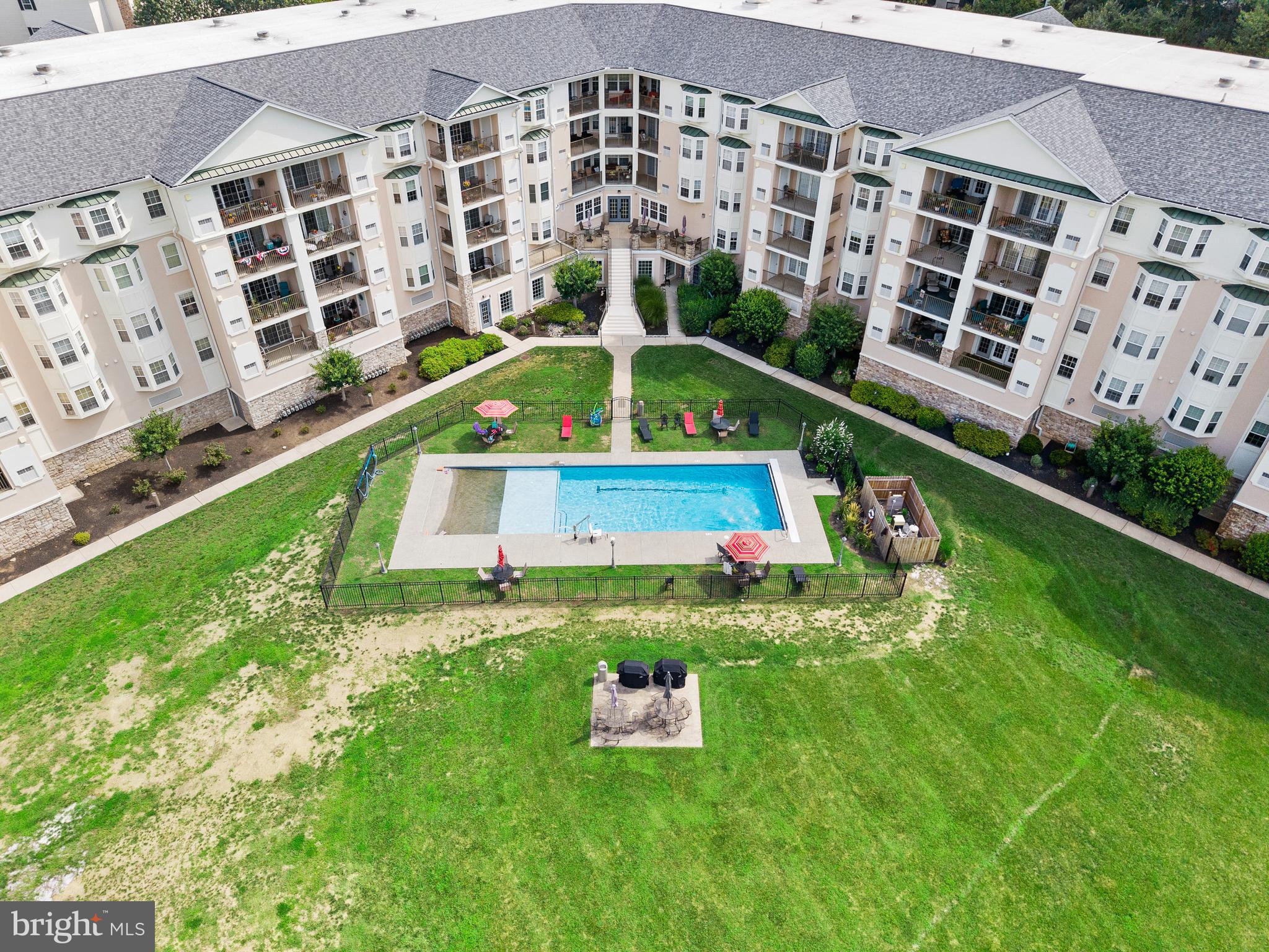 WINDSOR AT GLEN MI - Residential