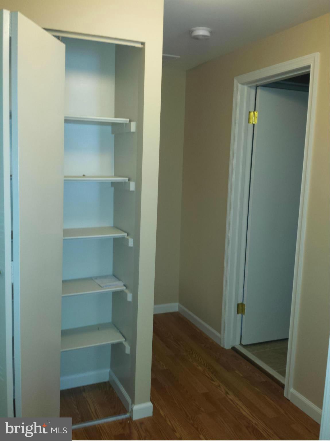 BROOKSHIRE - Residential Lease