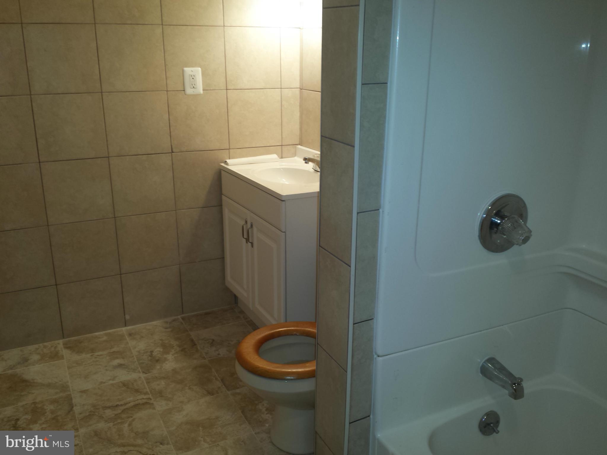 BROOKSHIRE - Residential Lease