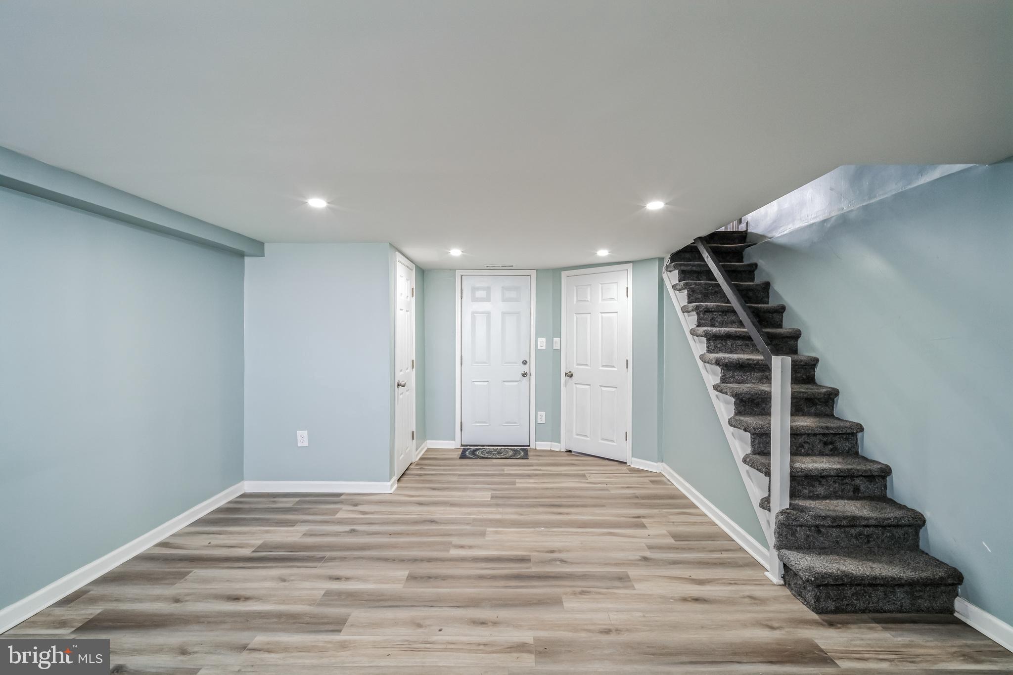 ACADEMY GARDENS - Residential