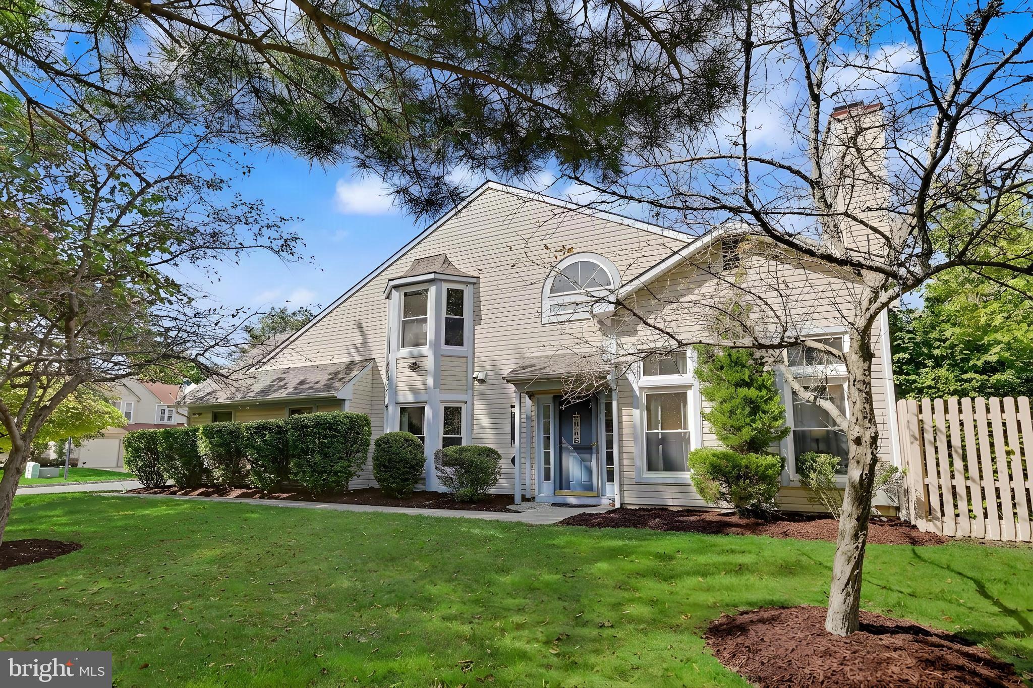 35 ENDSLEIGH PLACE