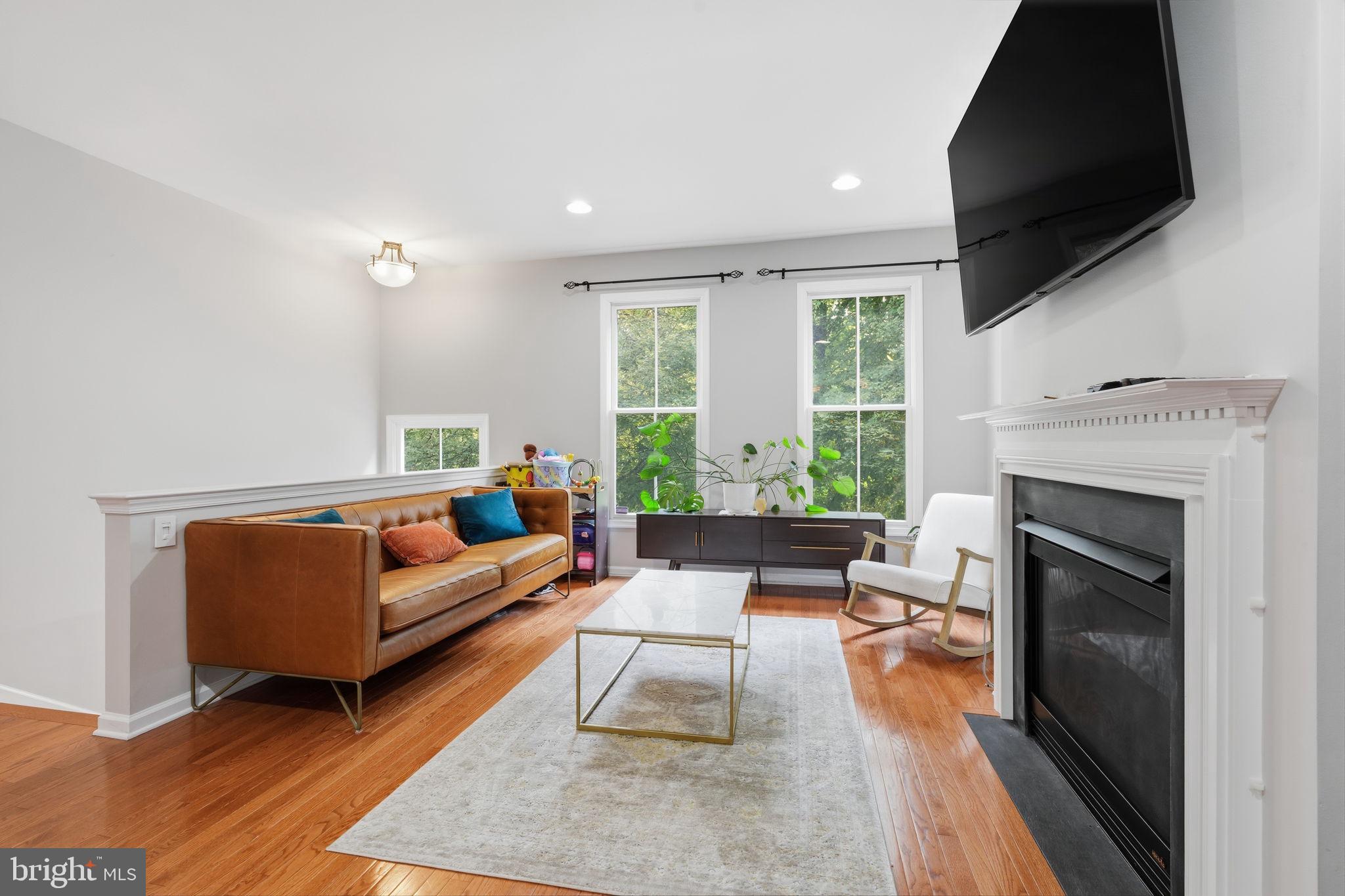 44 LIVINGSTON STREET