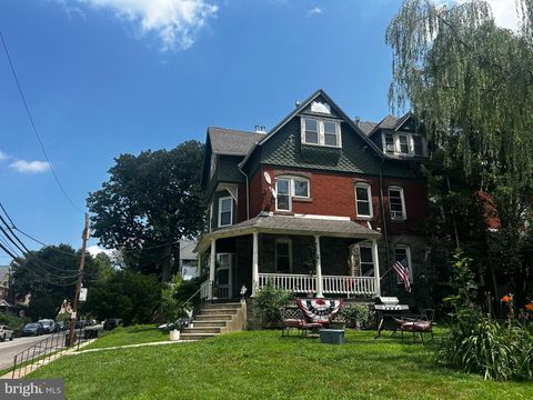 44-46 RUNNEMEDE AVENUE LANSDOWNE PA 19050