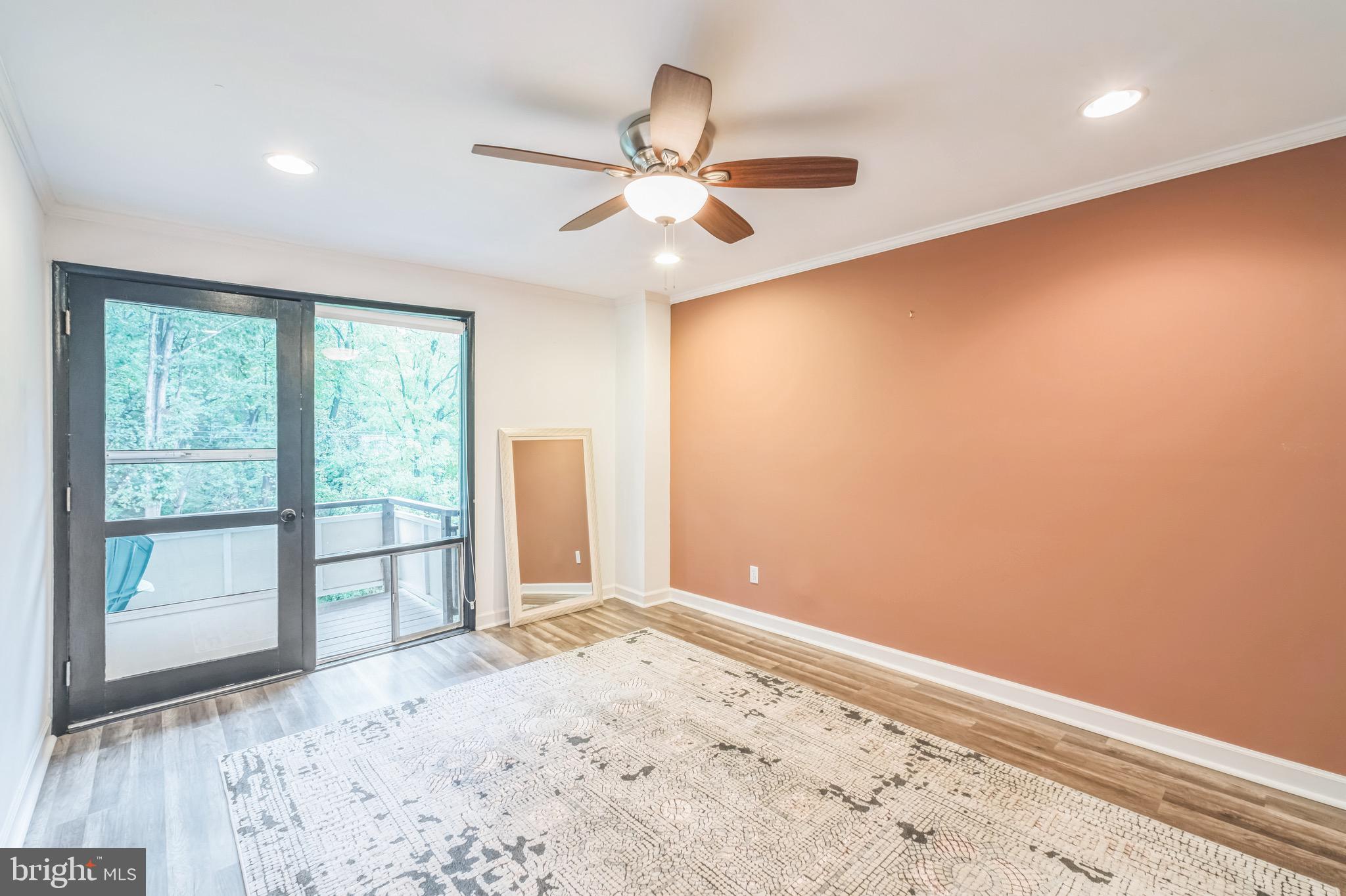 SPRINGLAKE - Residential