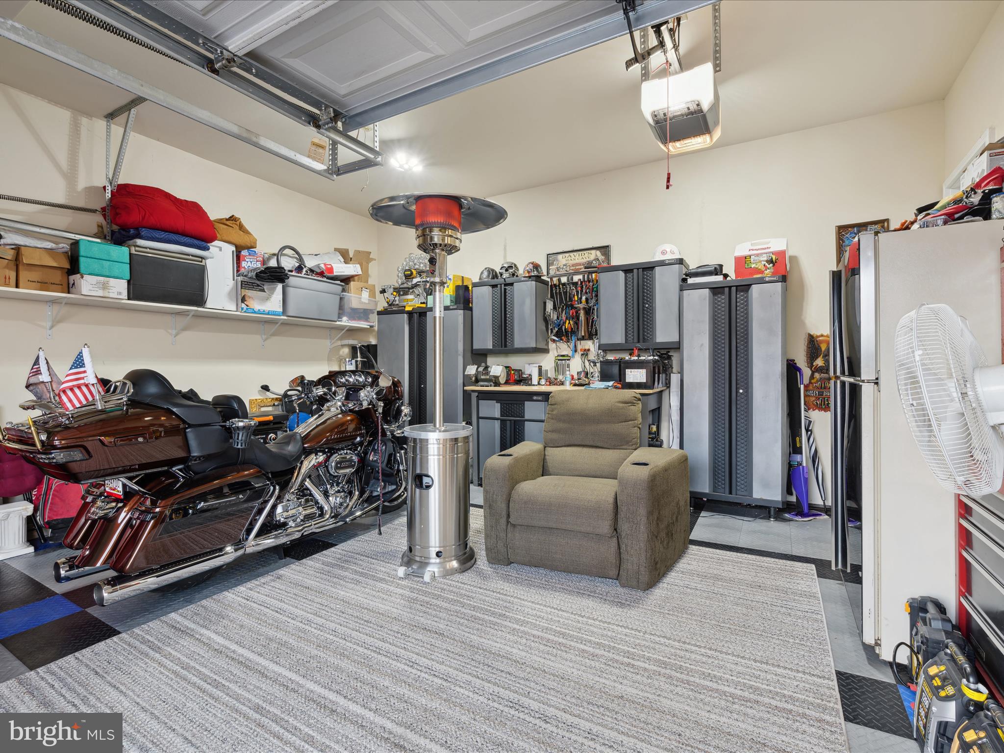 LOCUST HILL - Residential