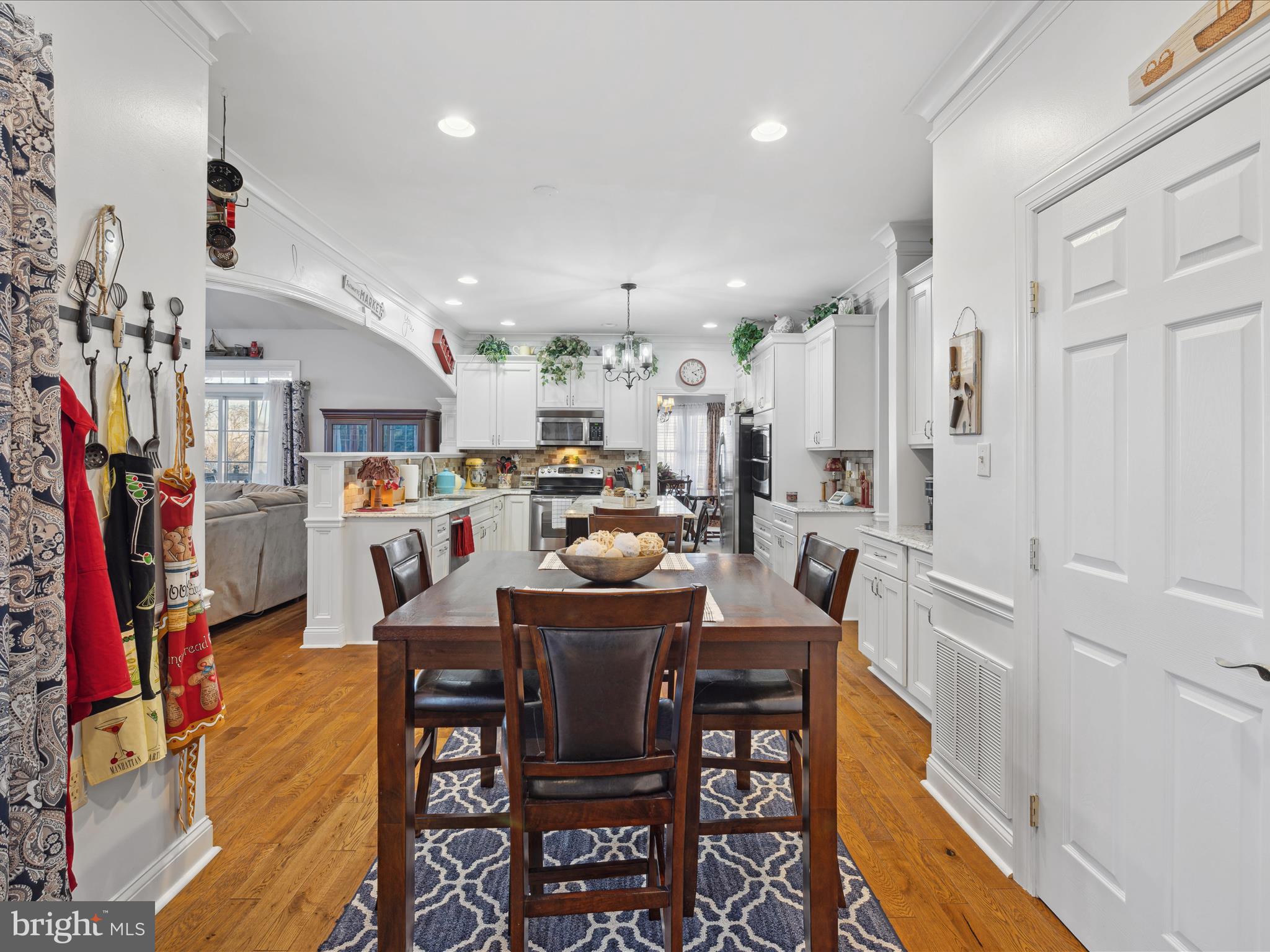 LOCUST HILL - Residential