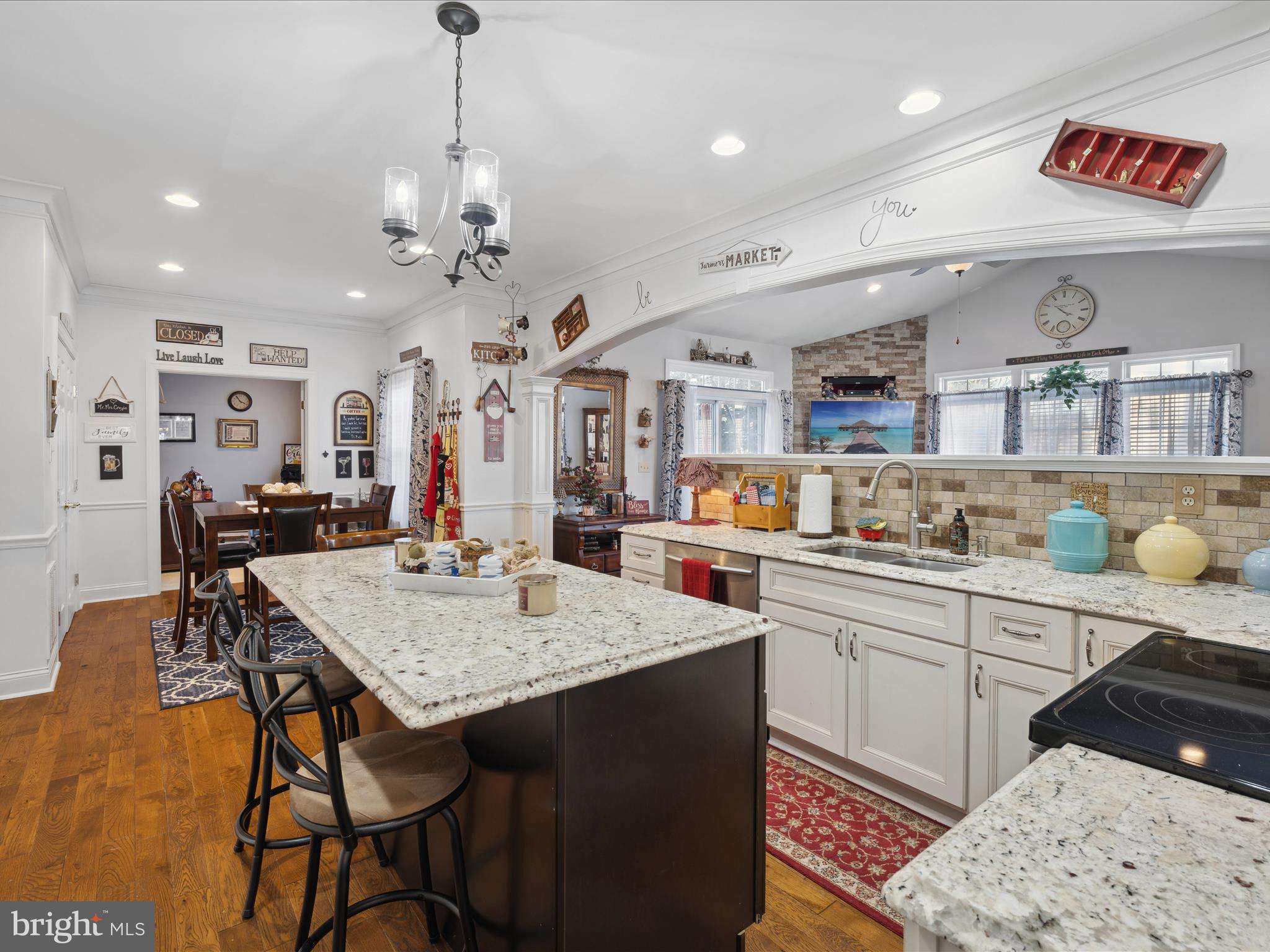 LOCUST HILL - Residential