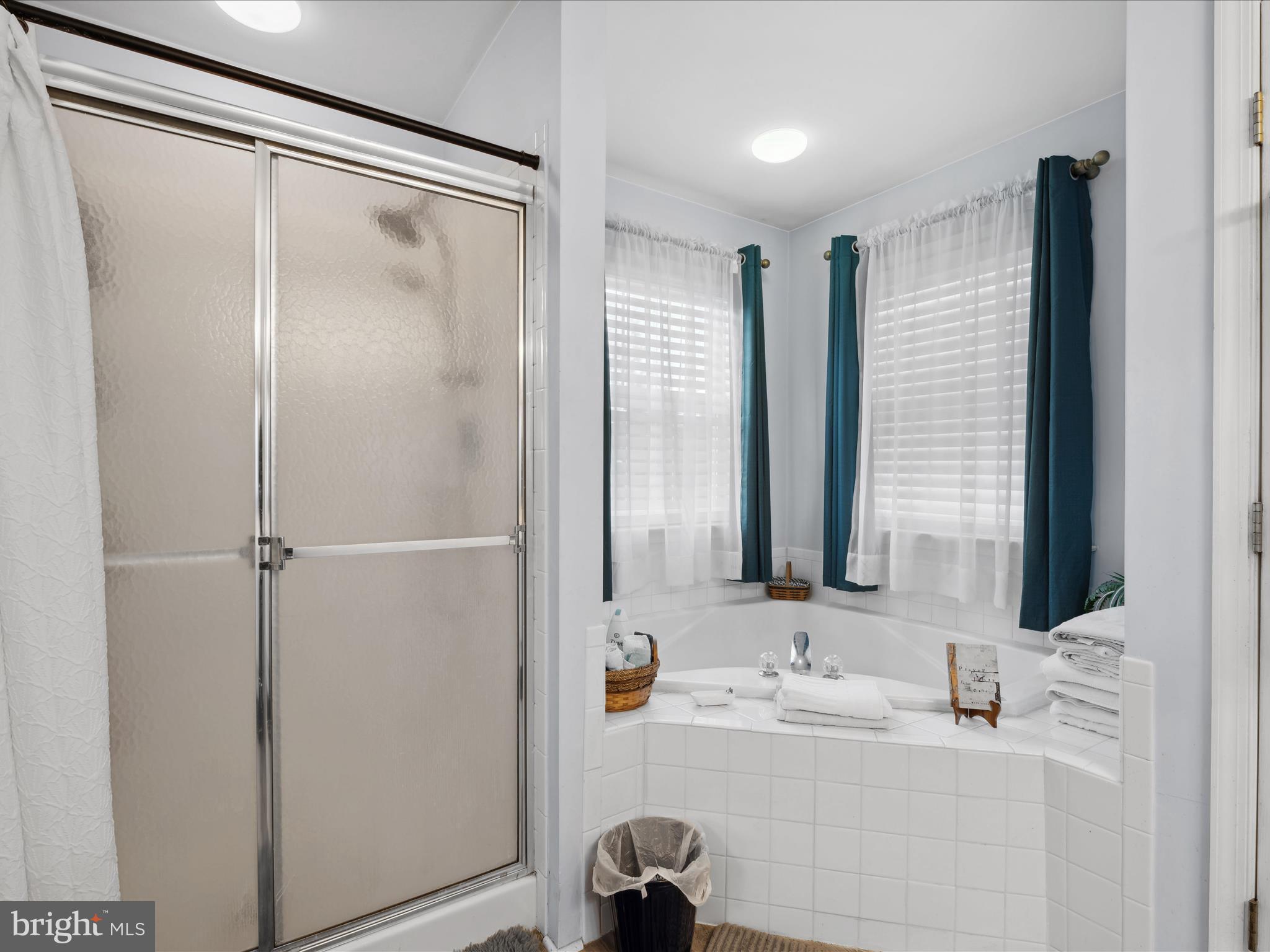 LOCUST HILL - Residential