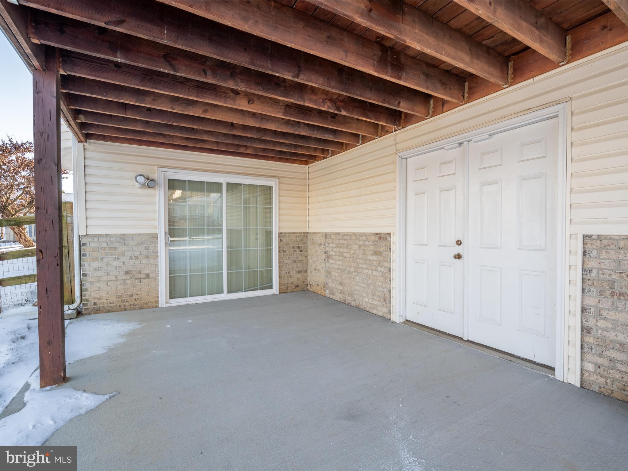 LOCUST HILL - Residential