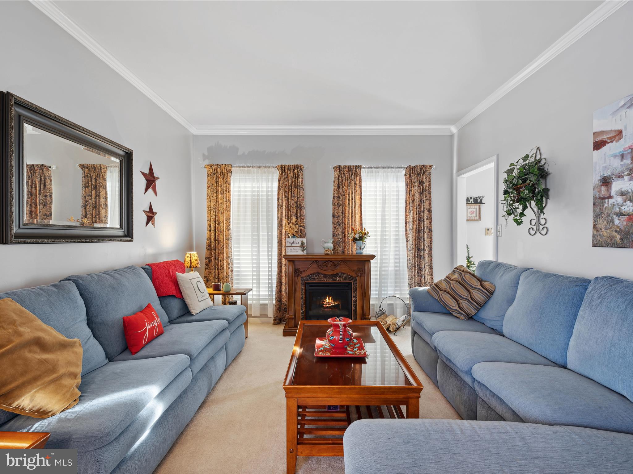 LOCUST HILL - Residential