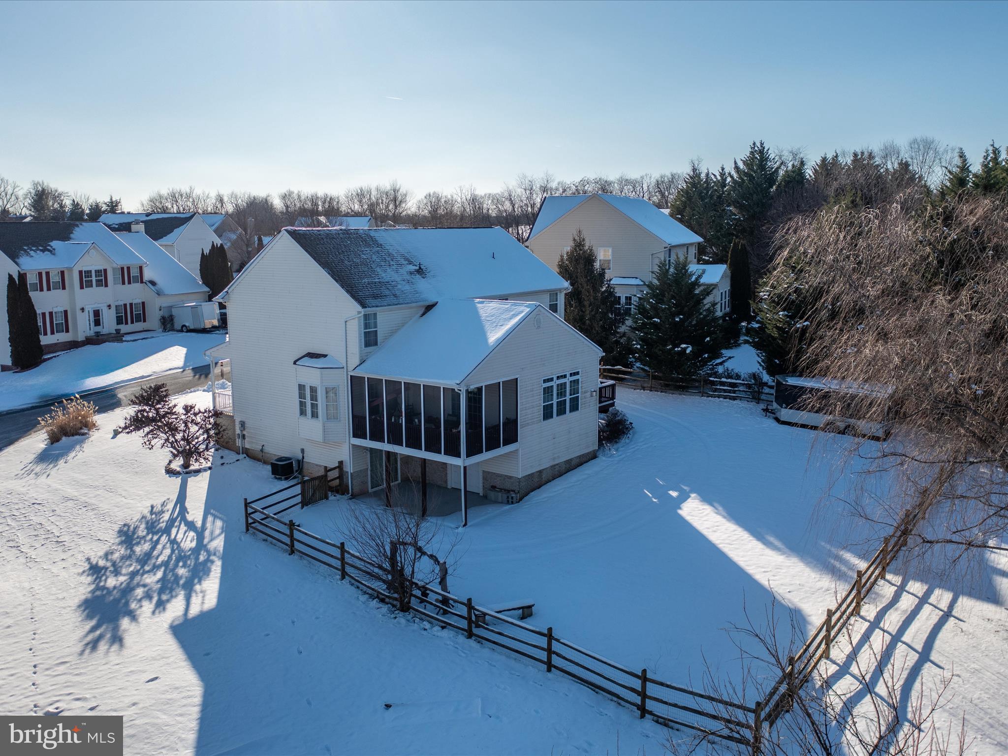 LOCUST HILL - Residential