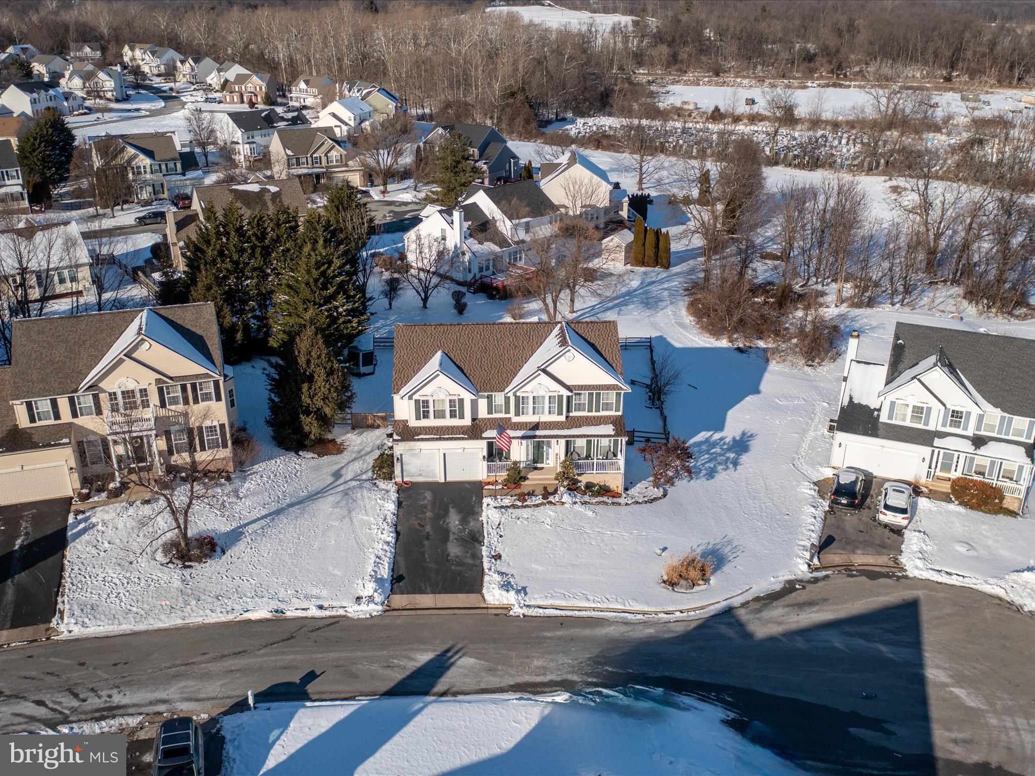 LOCUST HILL - Residential