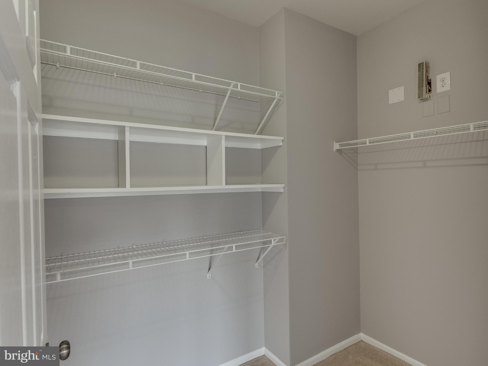 GATES OF MCLEAN - Residential