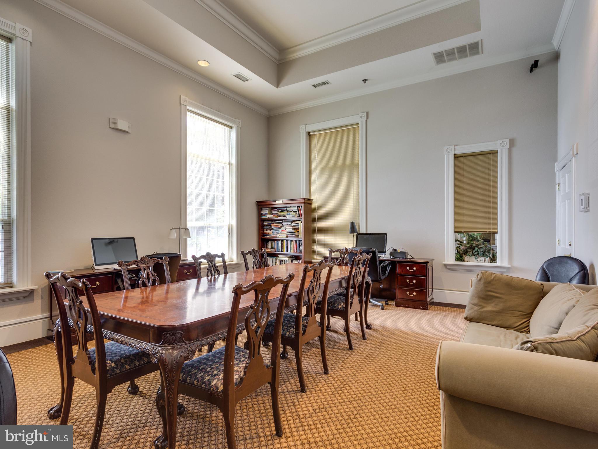 GATES OF MCLEAN - Residential