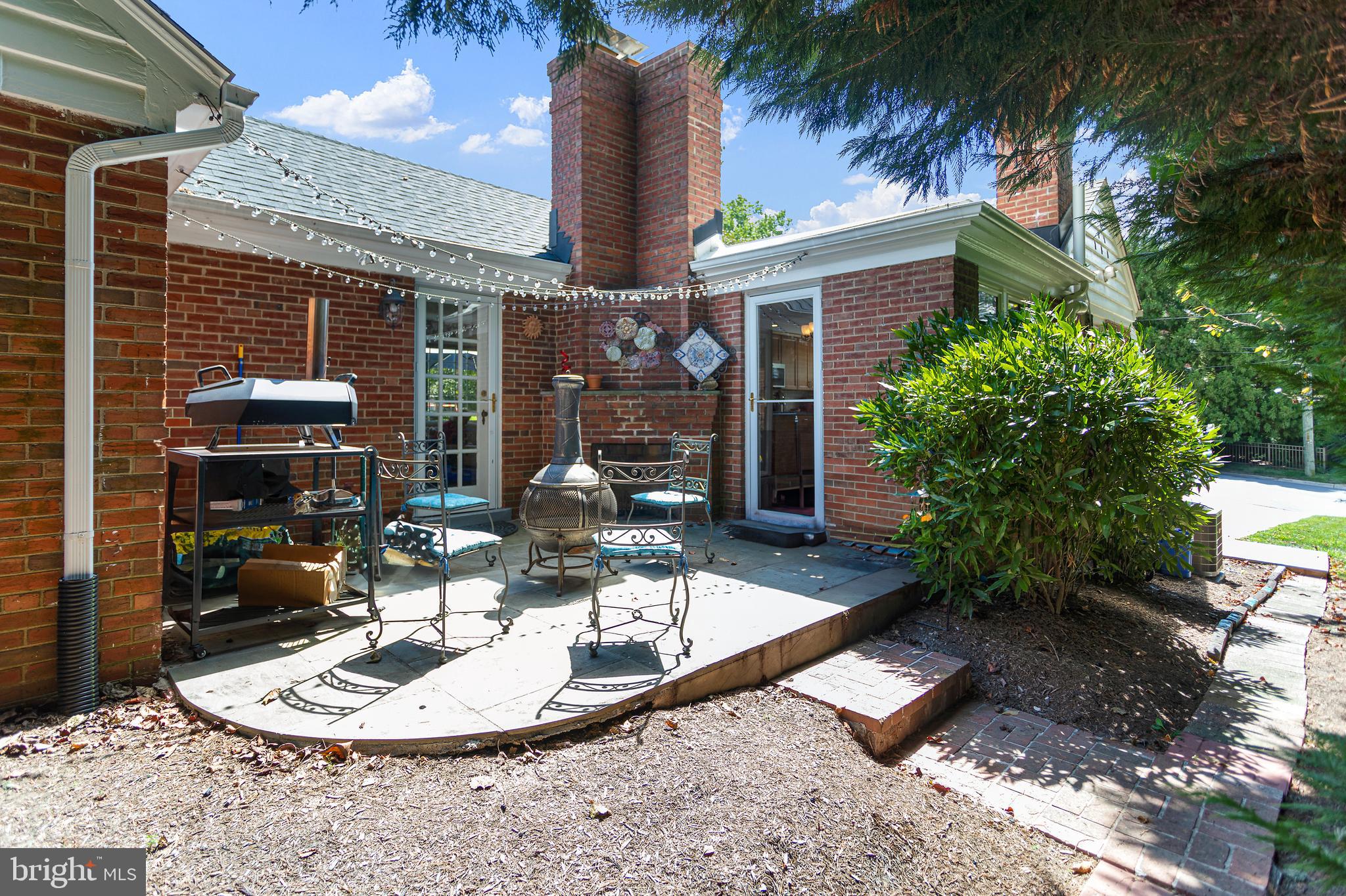 CHEVY CHASE - Residential