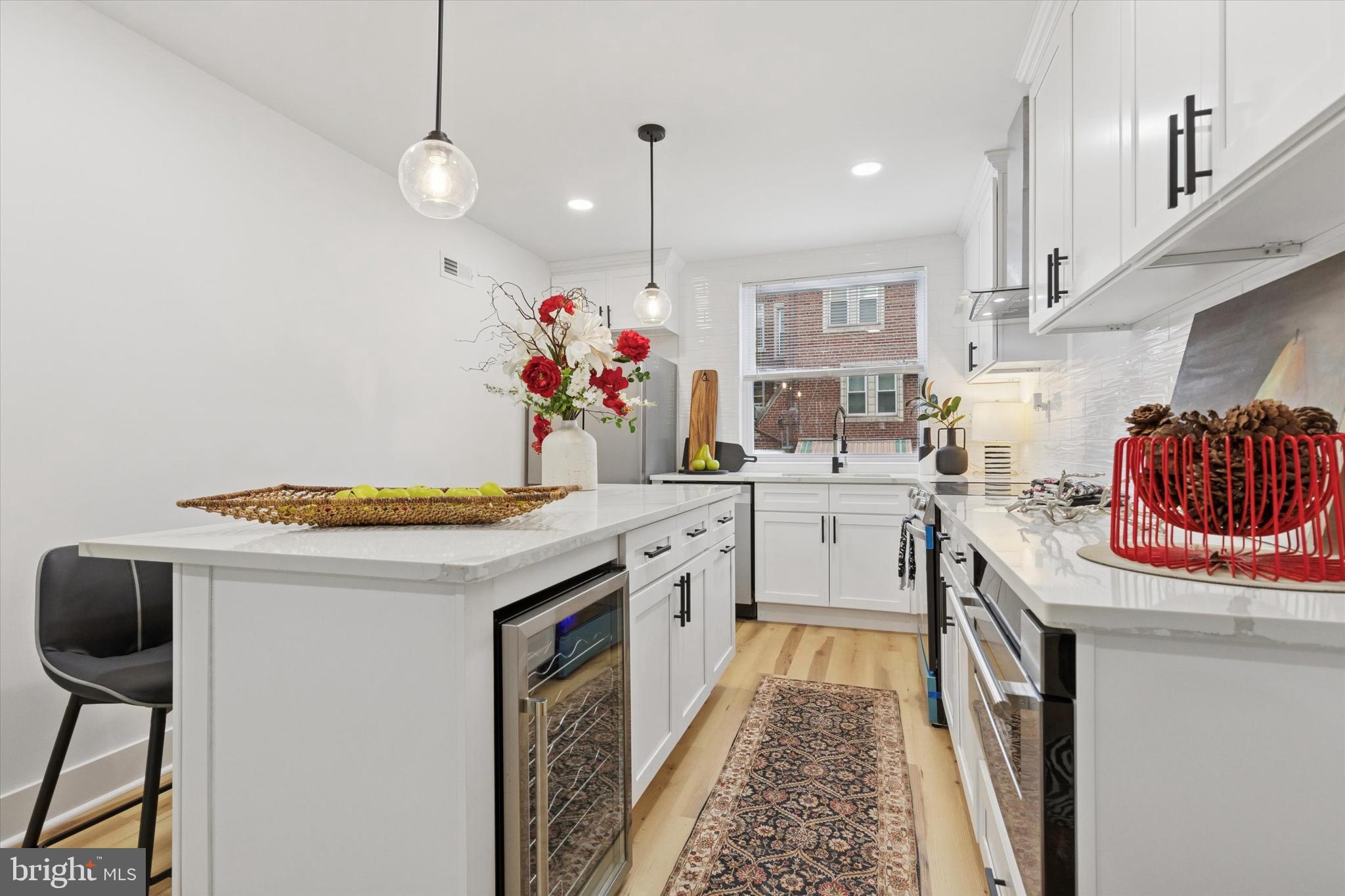 WEST OAK LANE - Residential