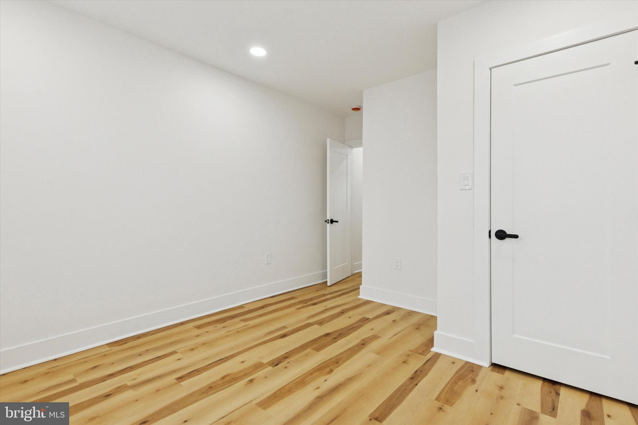 WEST OAK LANE - Residential