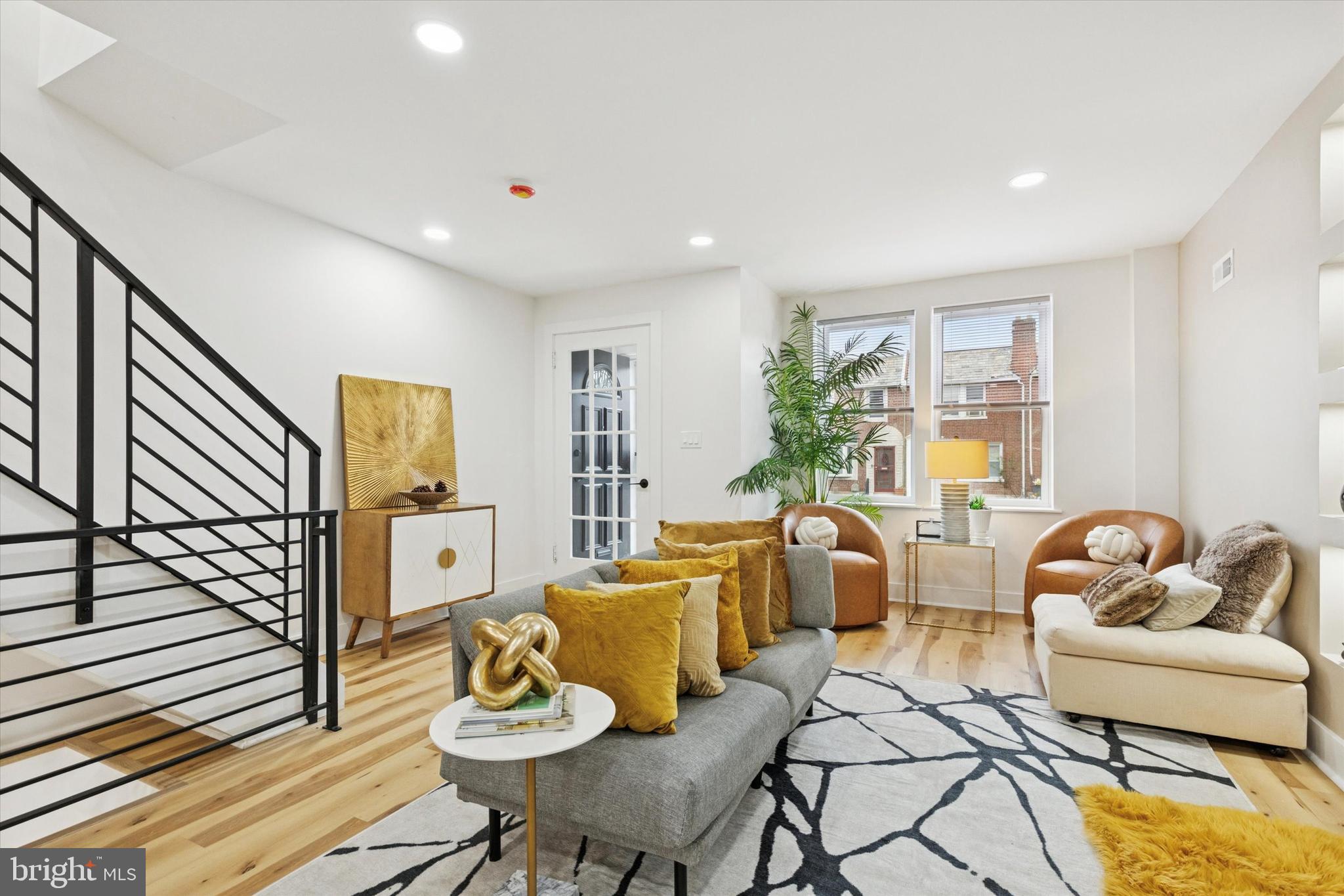 WEST OAK LANE - Residential