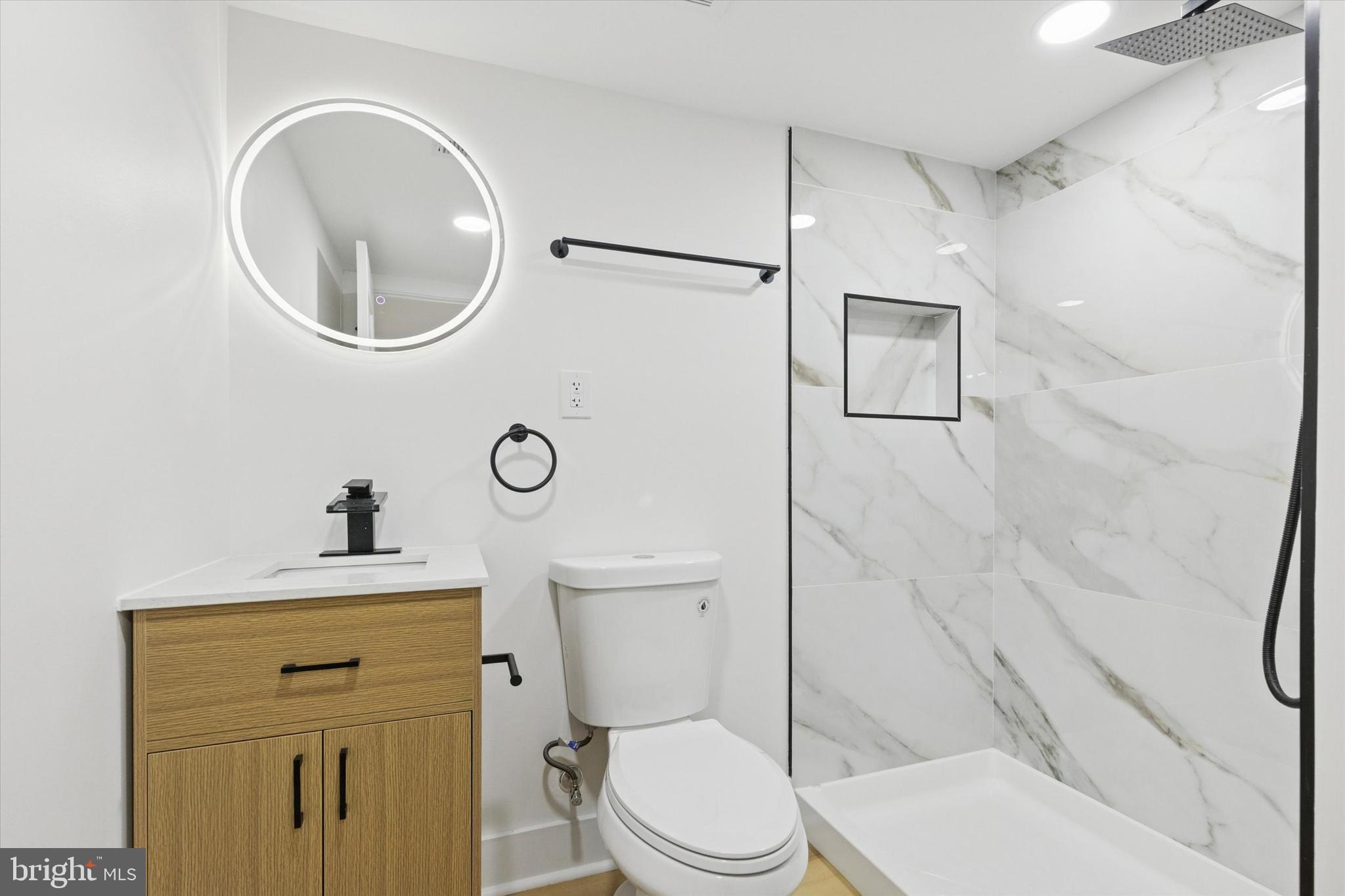 WEST OAK LANE - Residential