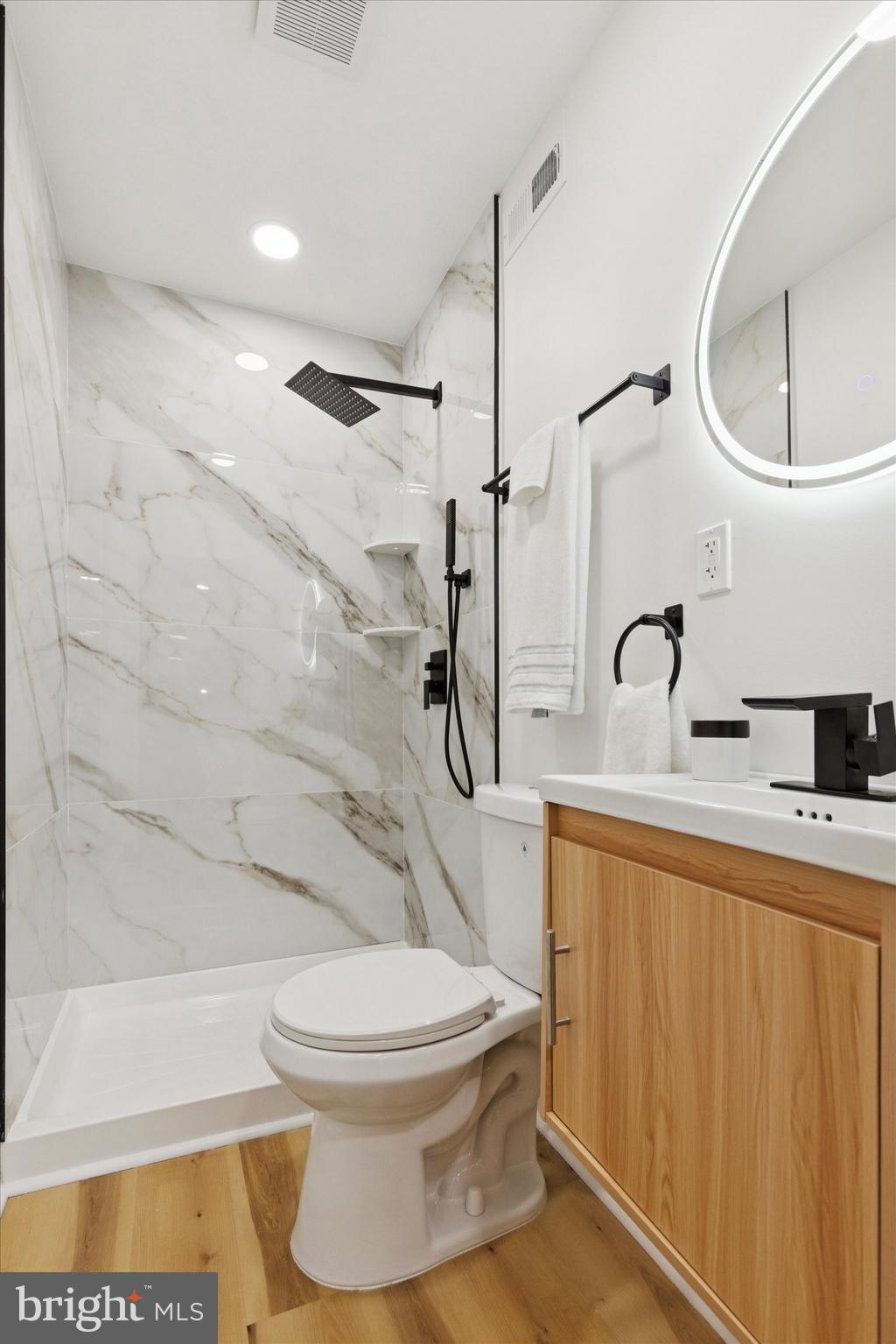 WEST OAK LANE - Residential