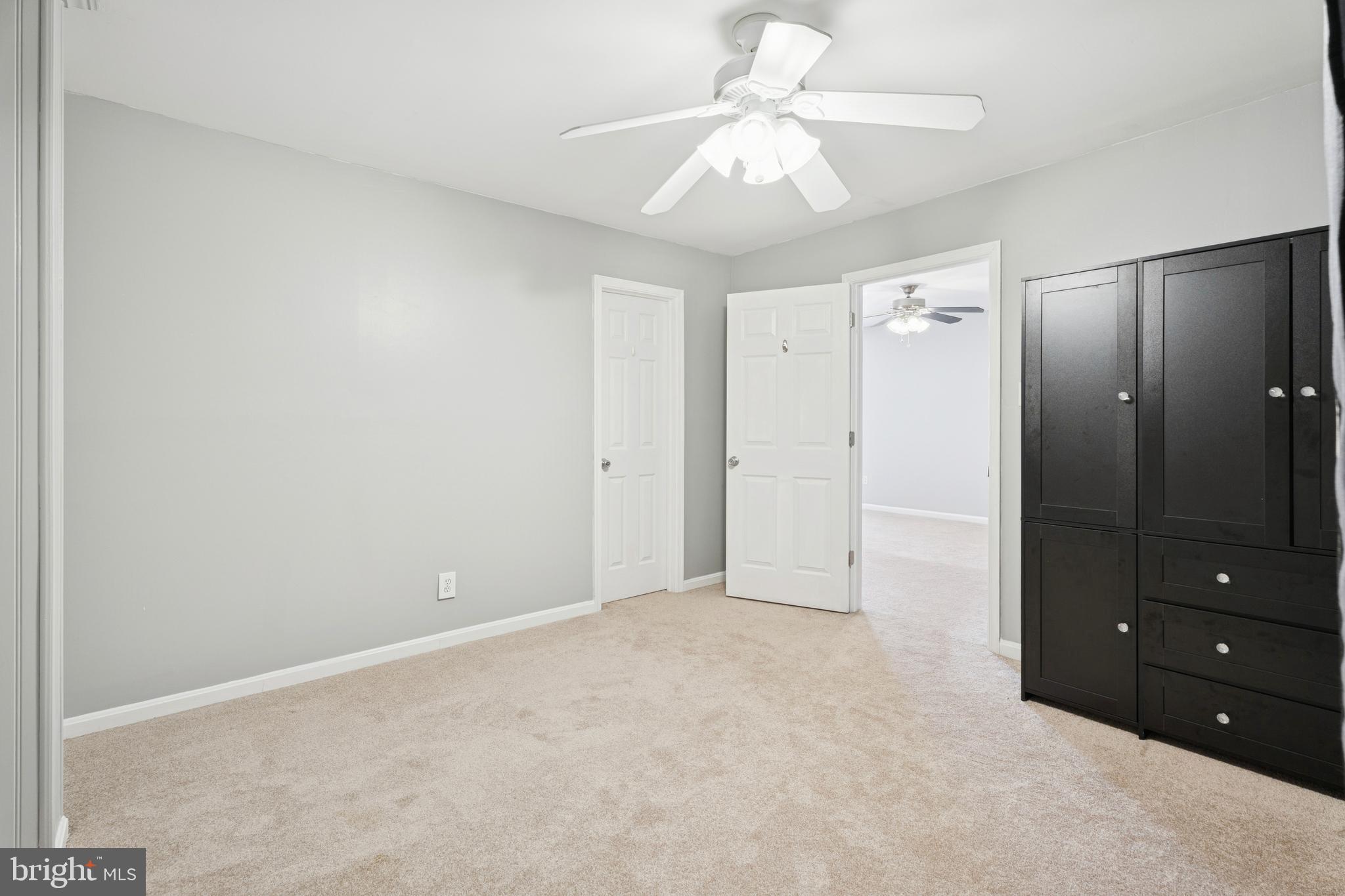 WATERFORD GREENE - Residential