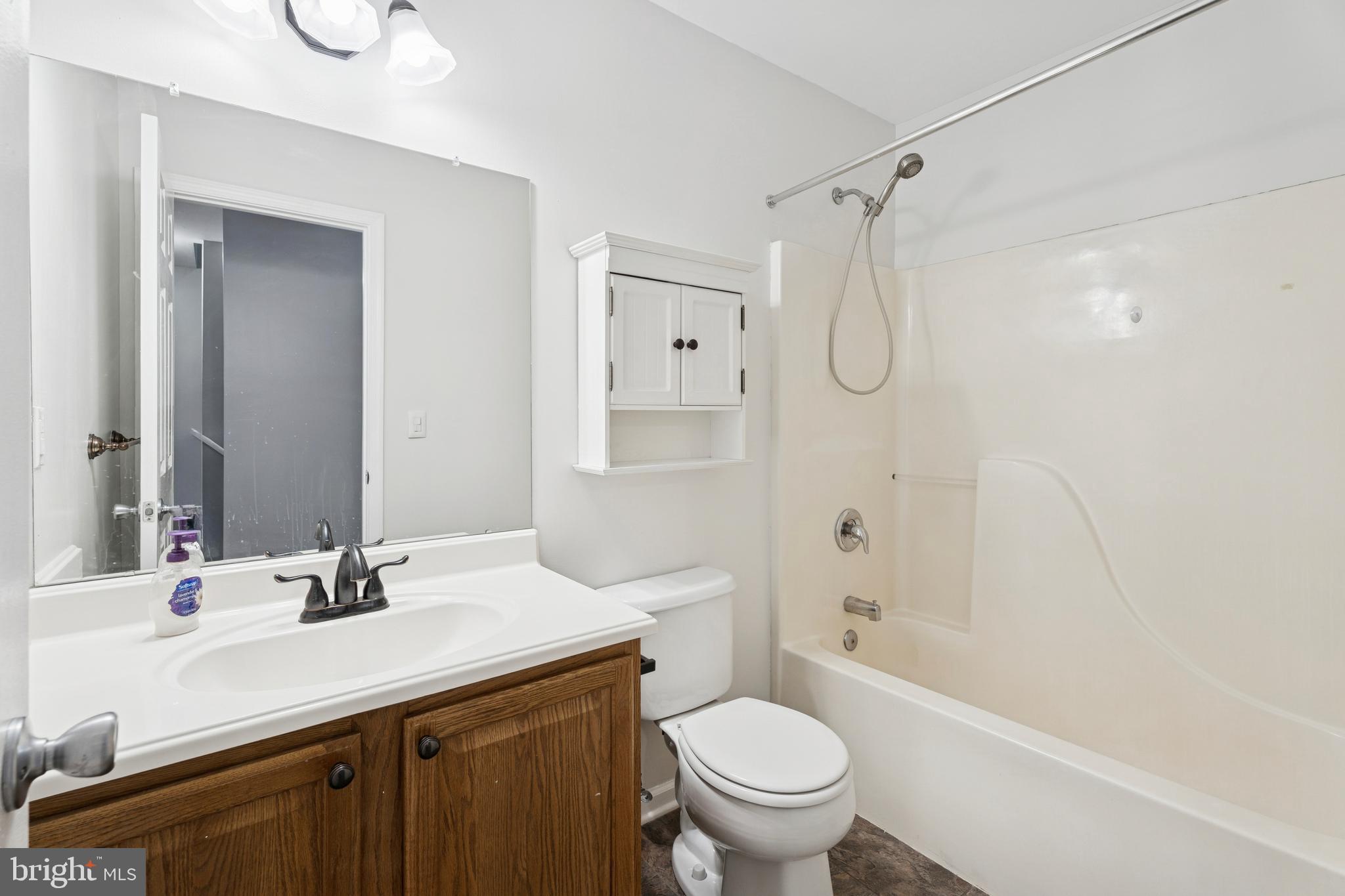 WATERFORD GREENE - Residential