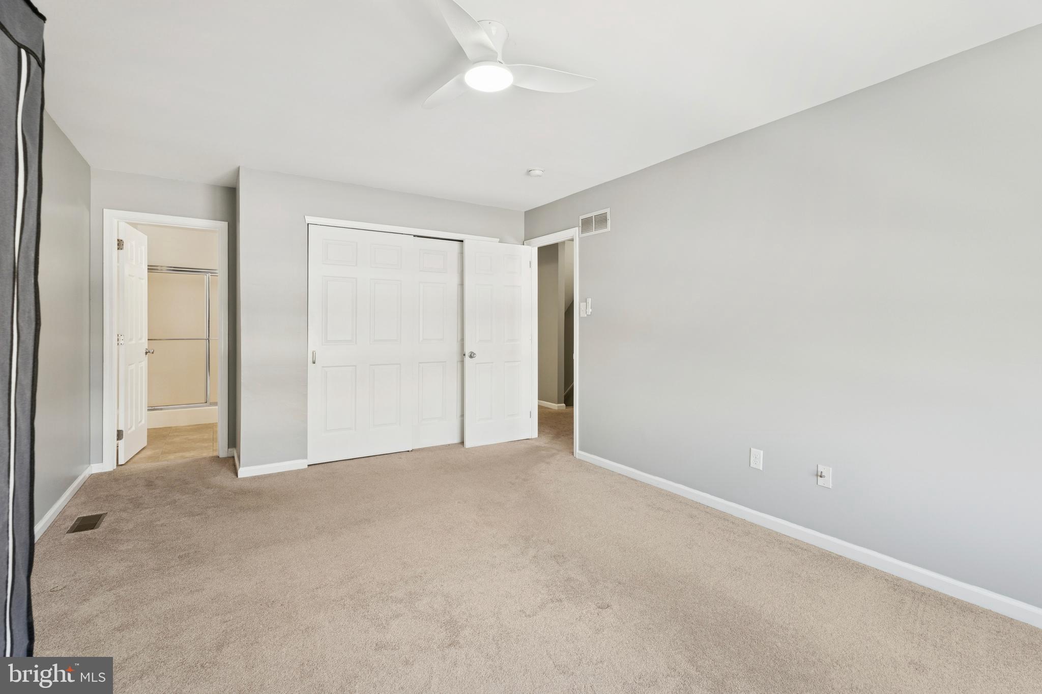 WATERFORD GREENE - Residential