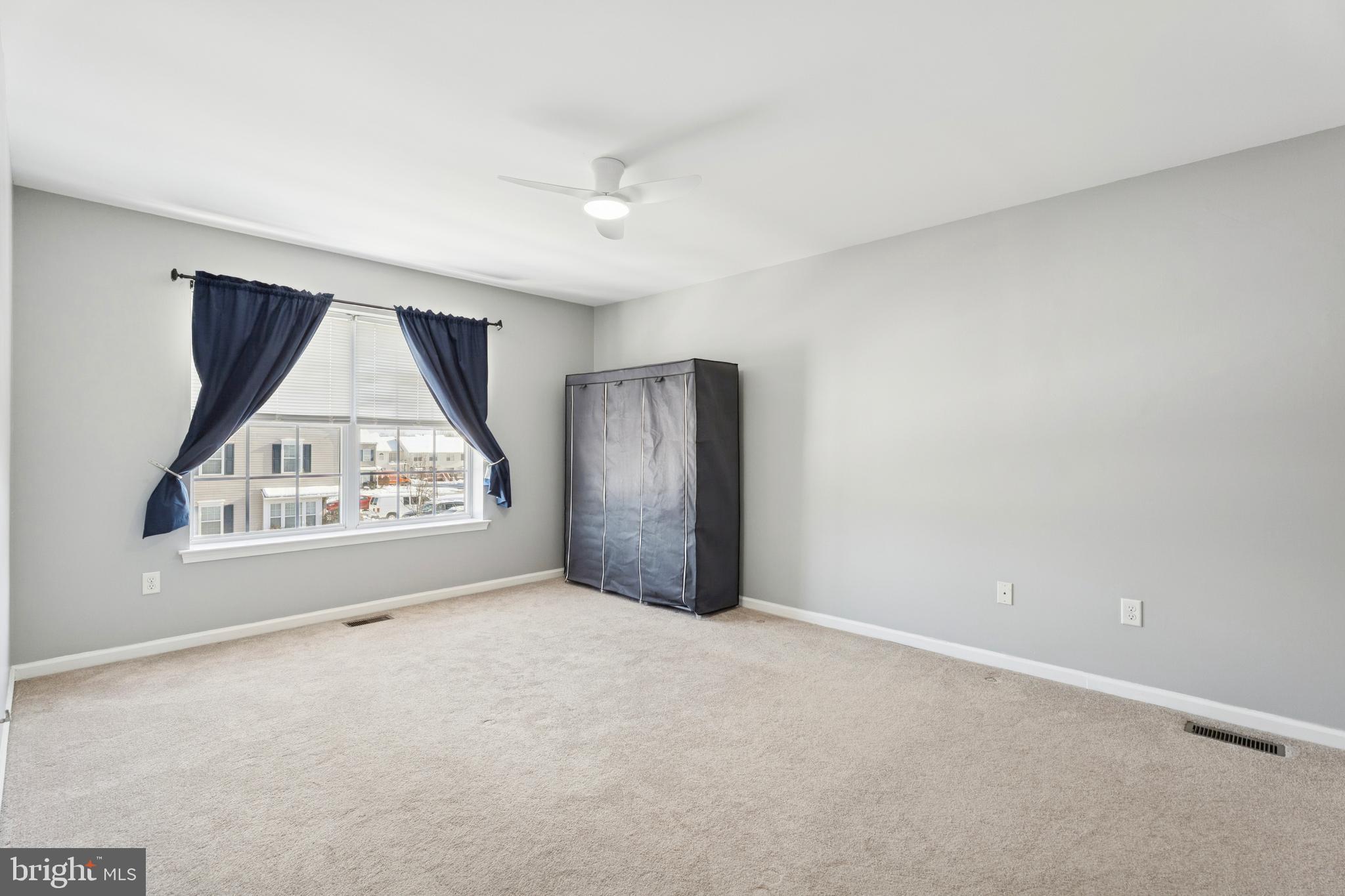 WATERFORD GREENE - Residential