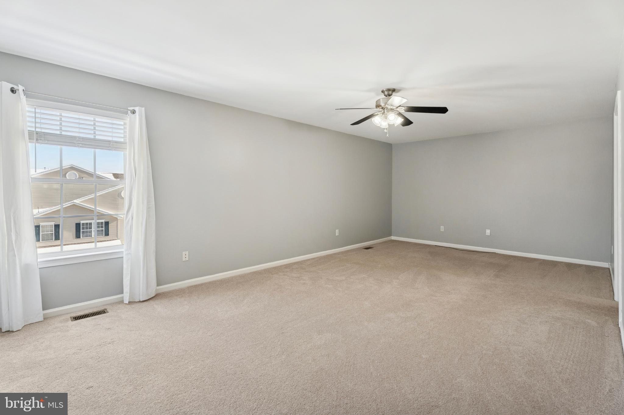 WATERFORD GREENE - Residential