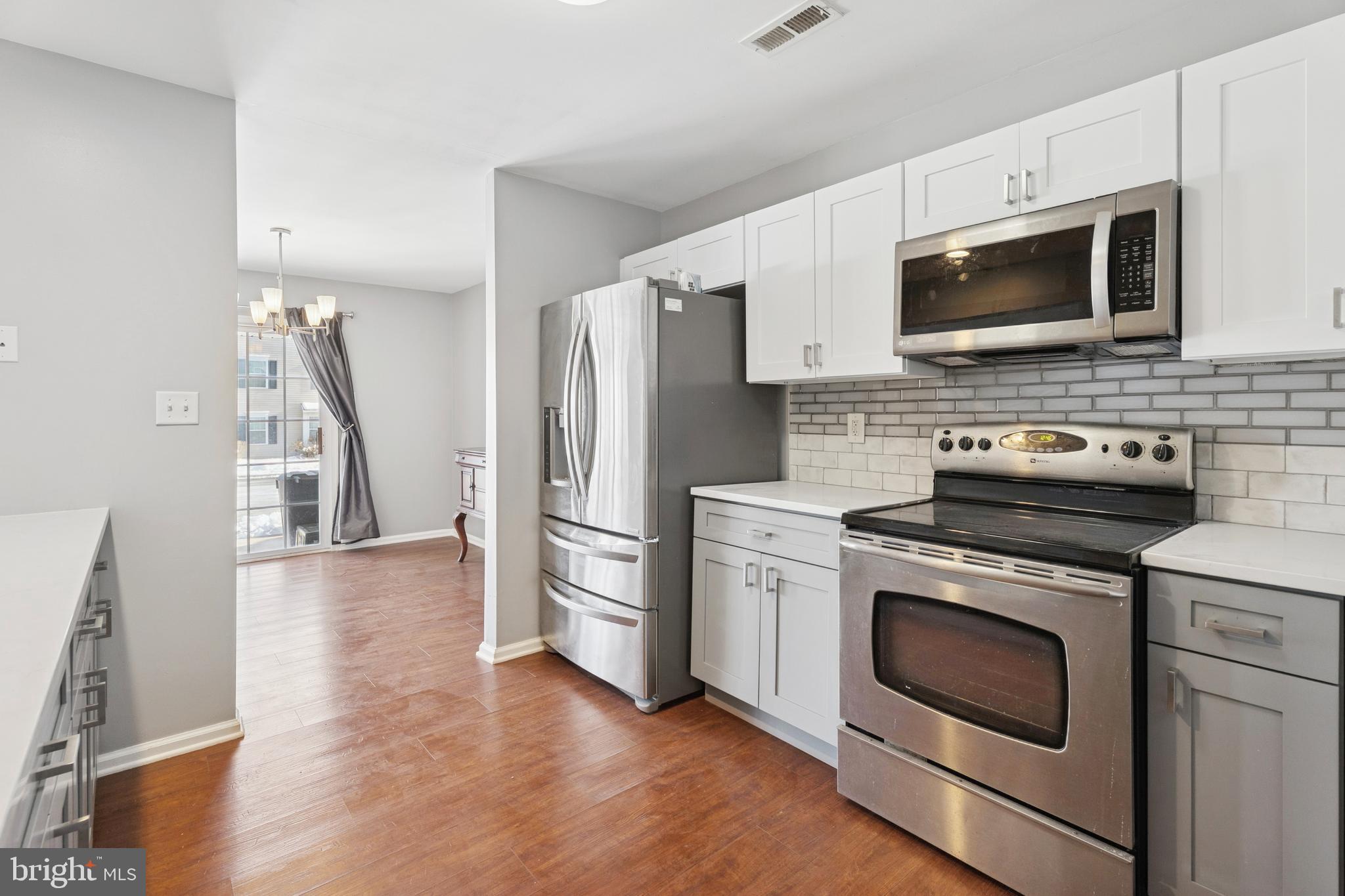 WATERFORD GREENE - Residential