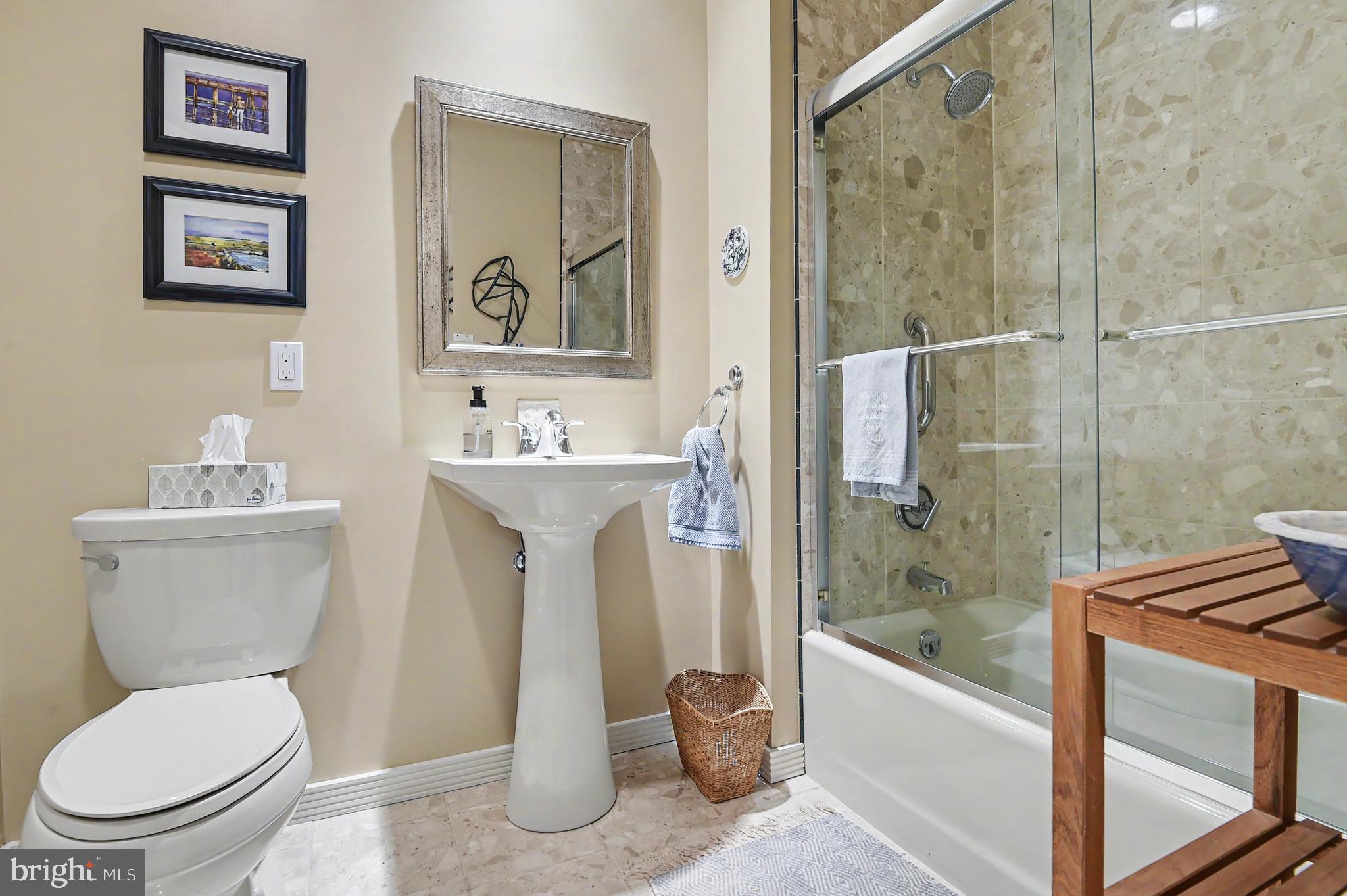 WINDGATE FARMS - Residential